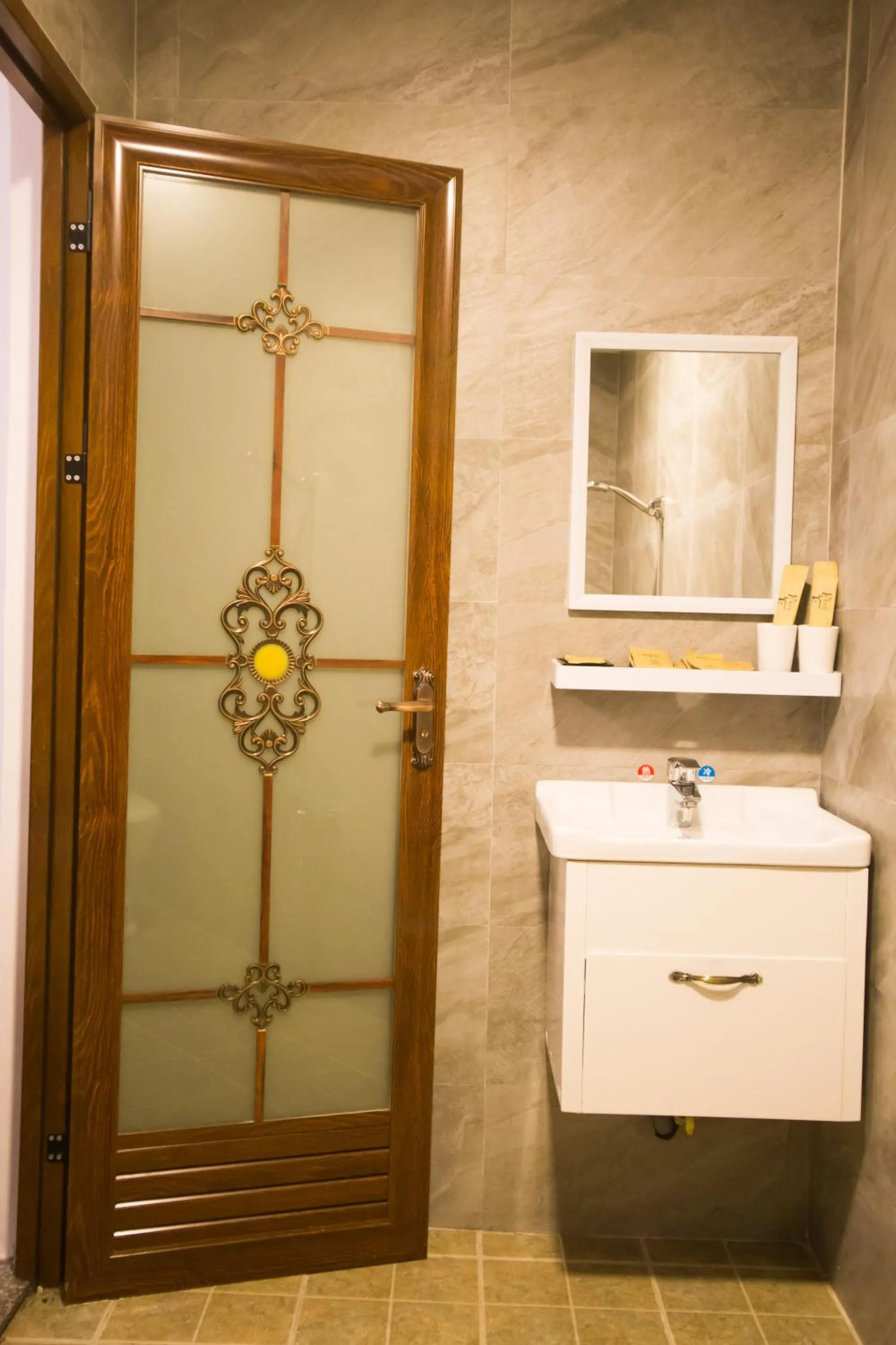 Bathroom in Chaozhou Hello Inn