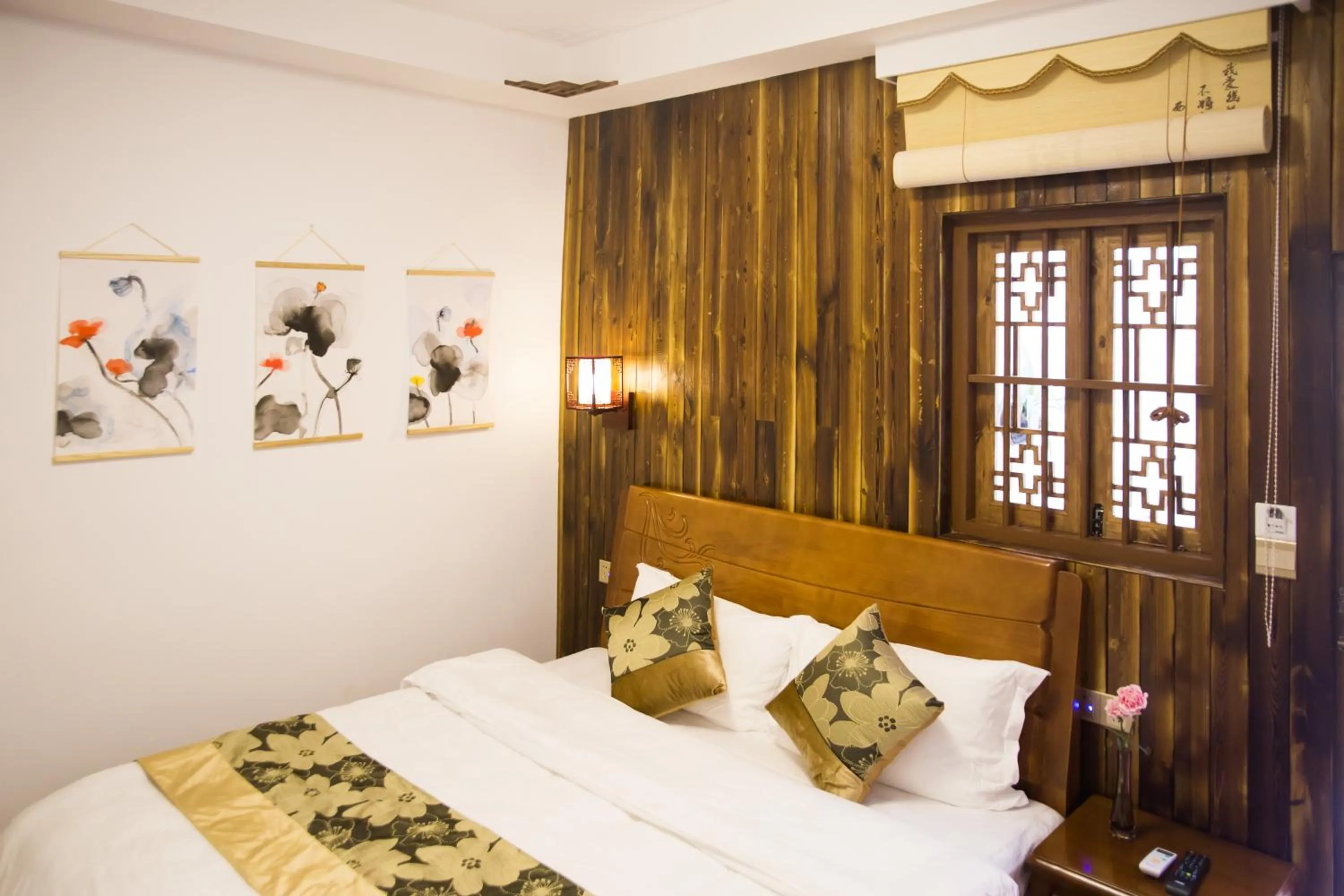 Photo of the whole room, Bed in Chaozhou Hello Inn