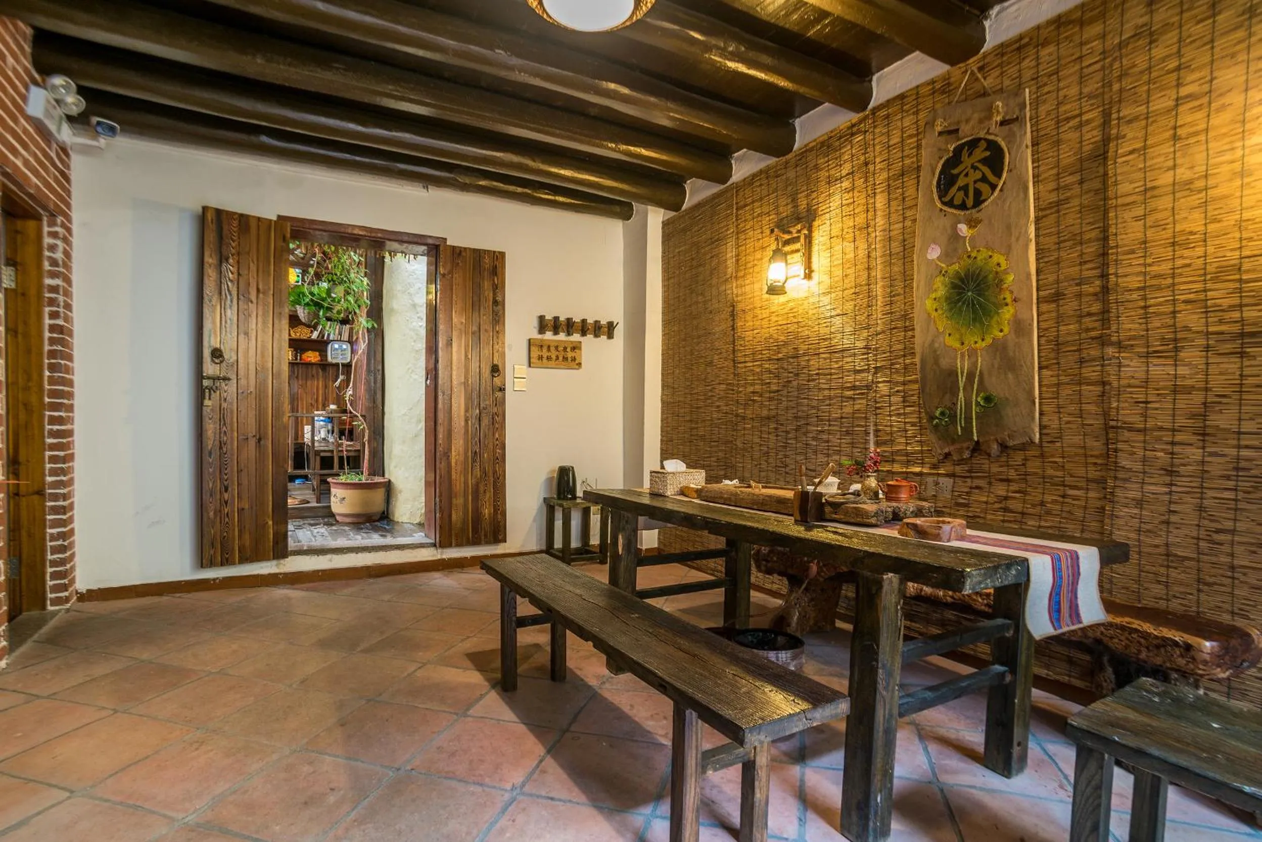 Seating area in Chaozhou Hello Inn
