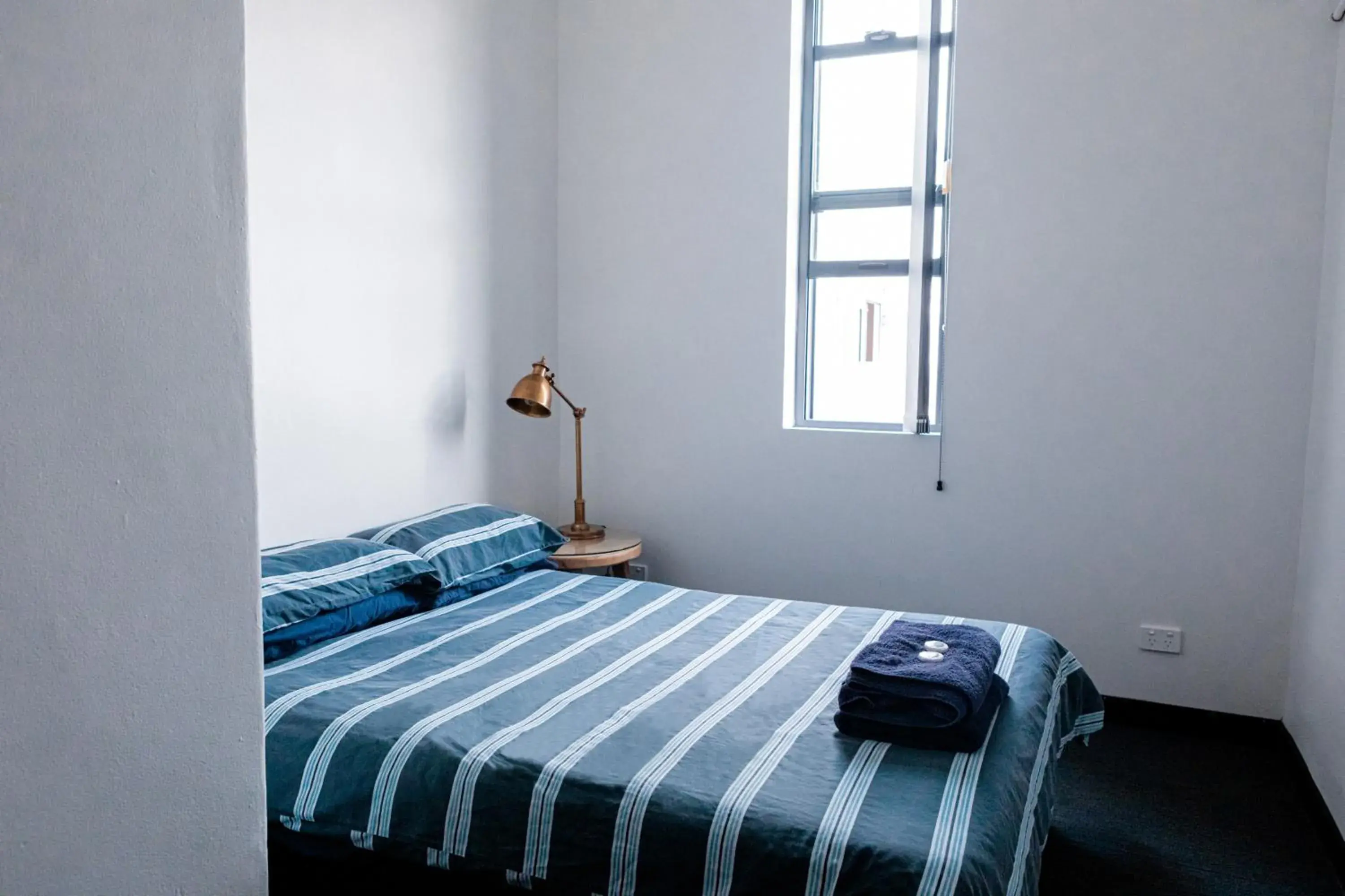 Budget Double Room with Shared Bathroom in Wake Up! Bondi Beach Budget Double Room with Shared Bathroom in Wake Up! Bondi Beach