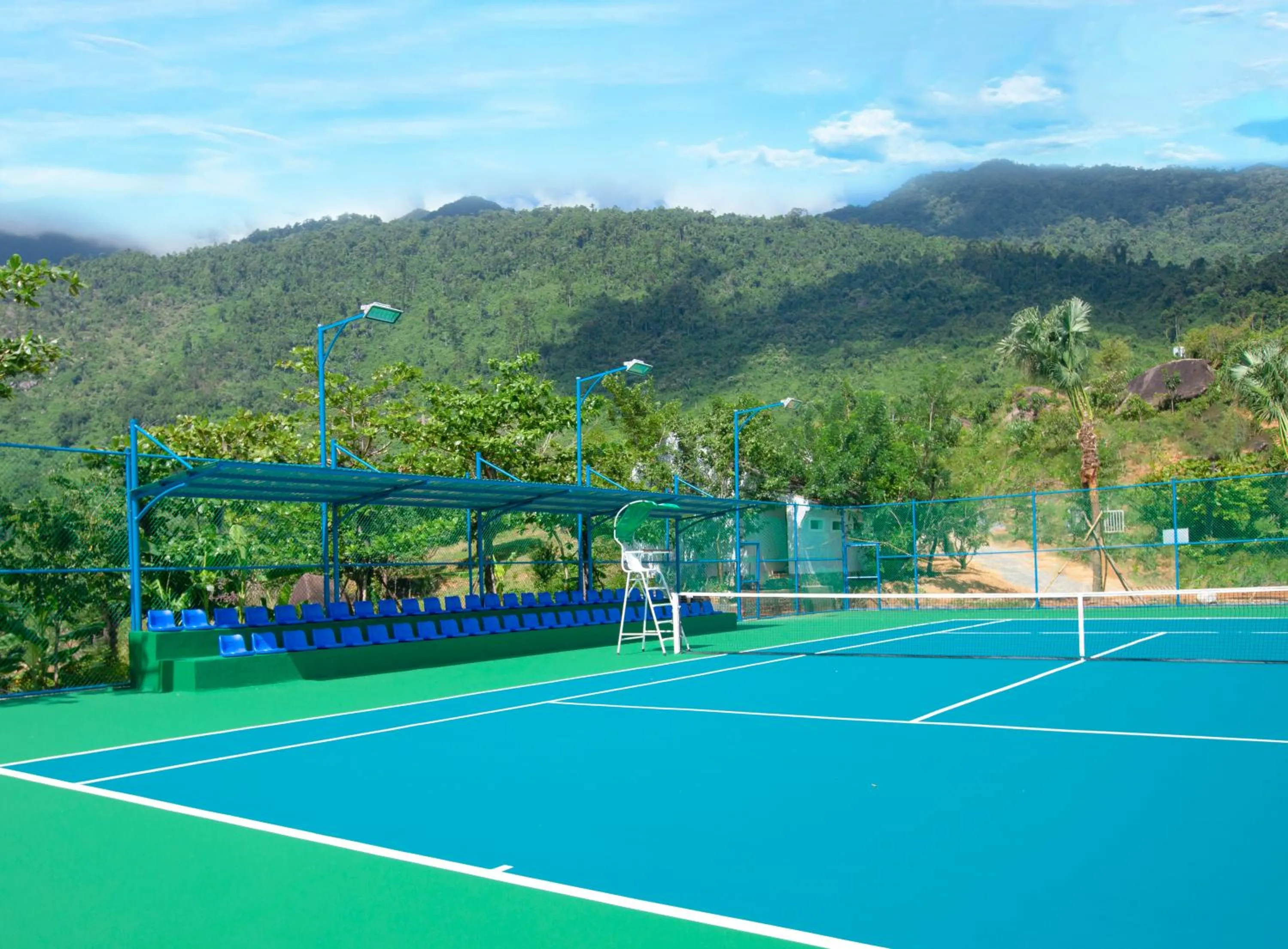 Tennis court in Ebisu Onsen Resort