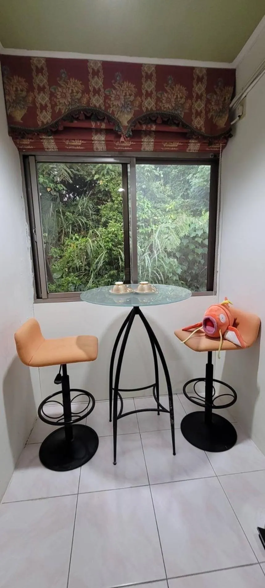 Lohas Gallery Long Stay Hostel