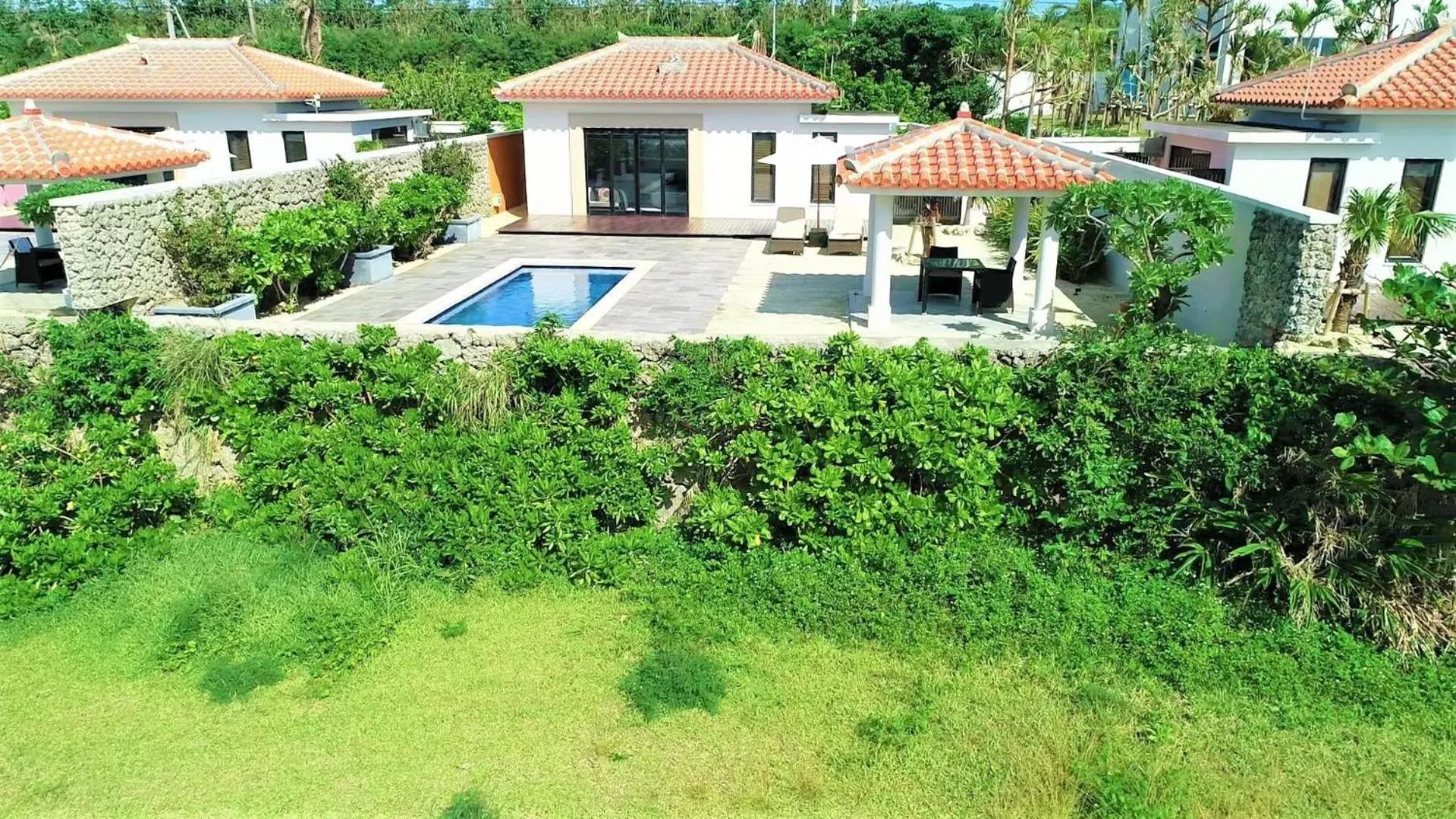 Property building in Villabu Resort