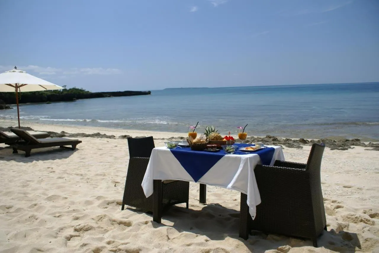 Food and drinks in Villabu Resort