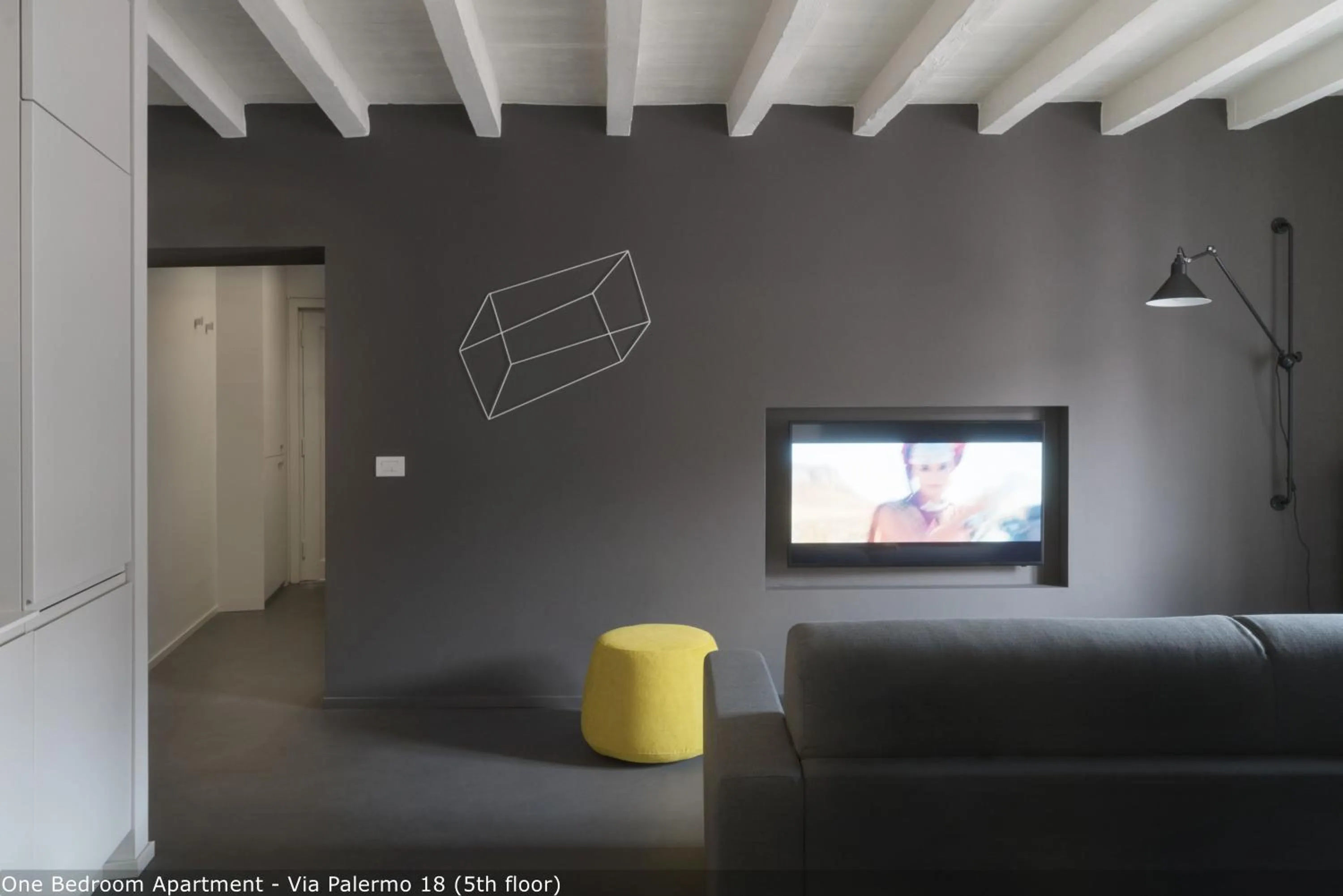 TV and multimedia in Brera Apartments