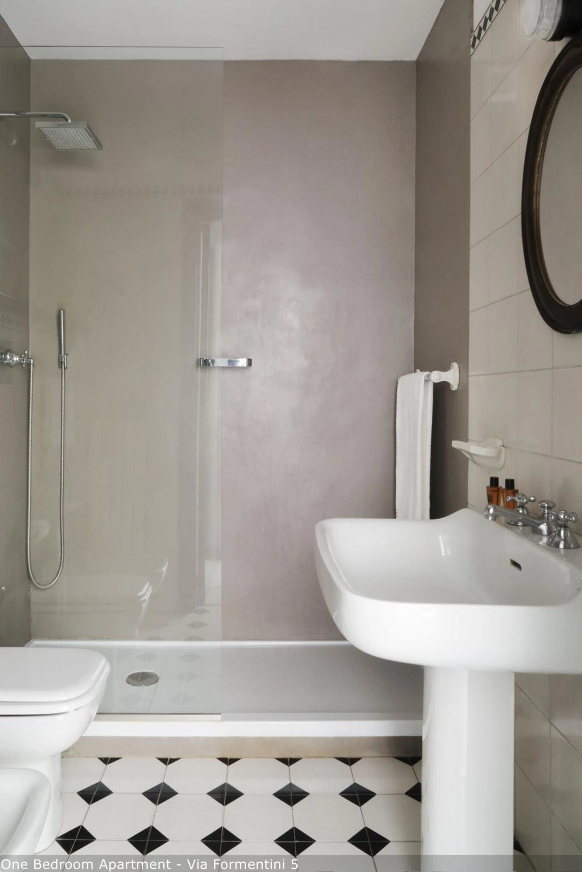 Shower in Brera Apartments