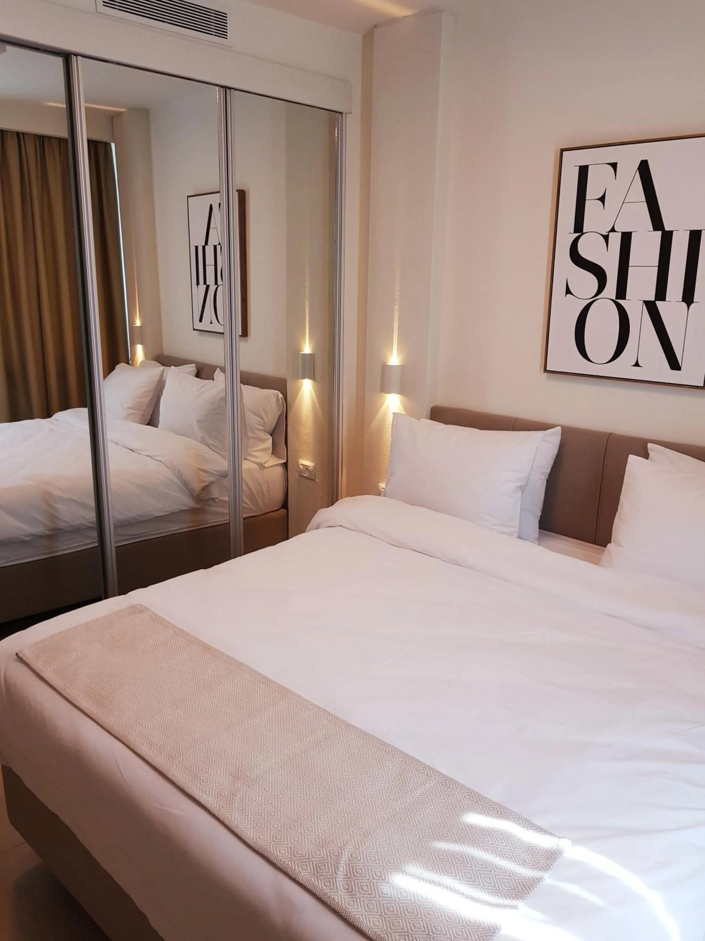 TV and multimedia, Bed in Neot Golf, Ziv's Place