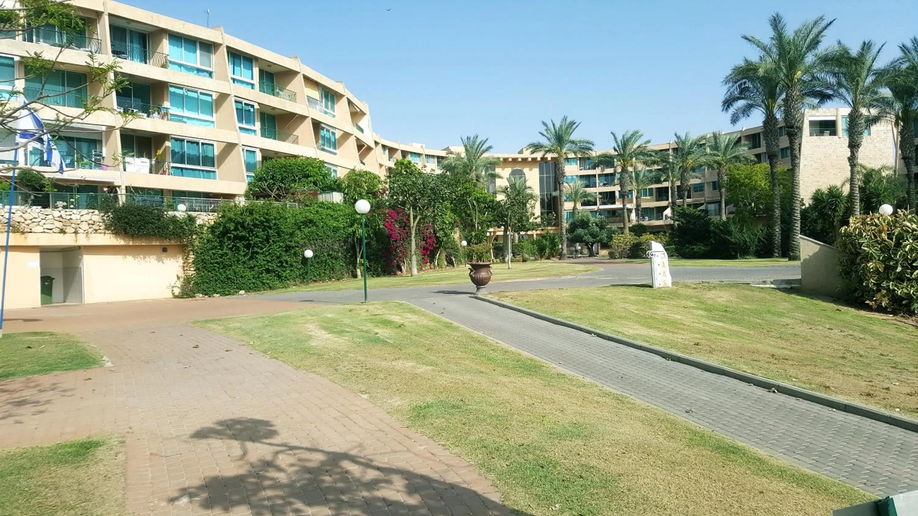 Garden in Neot Golf, Ziv's Place