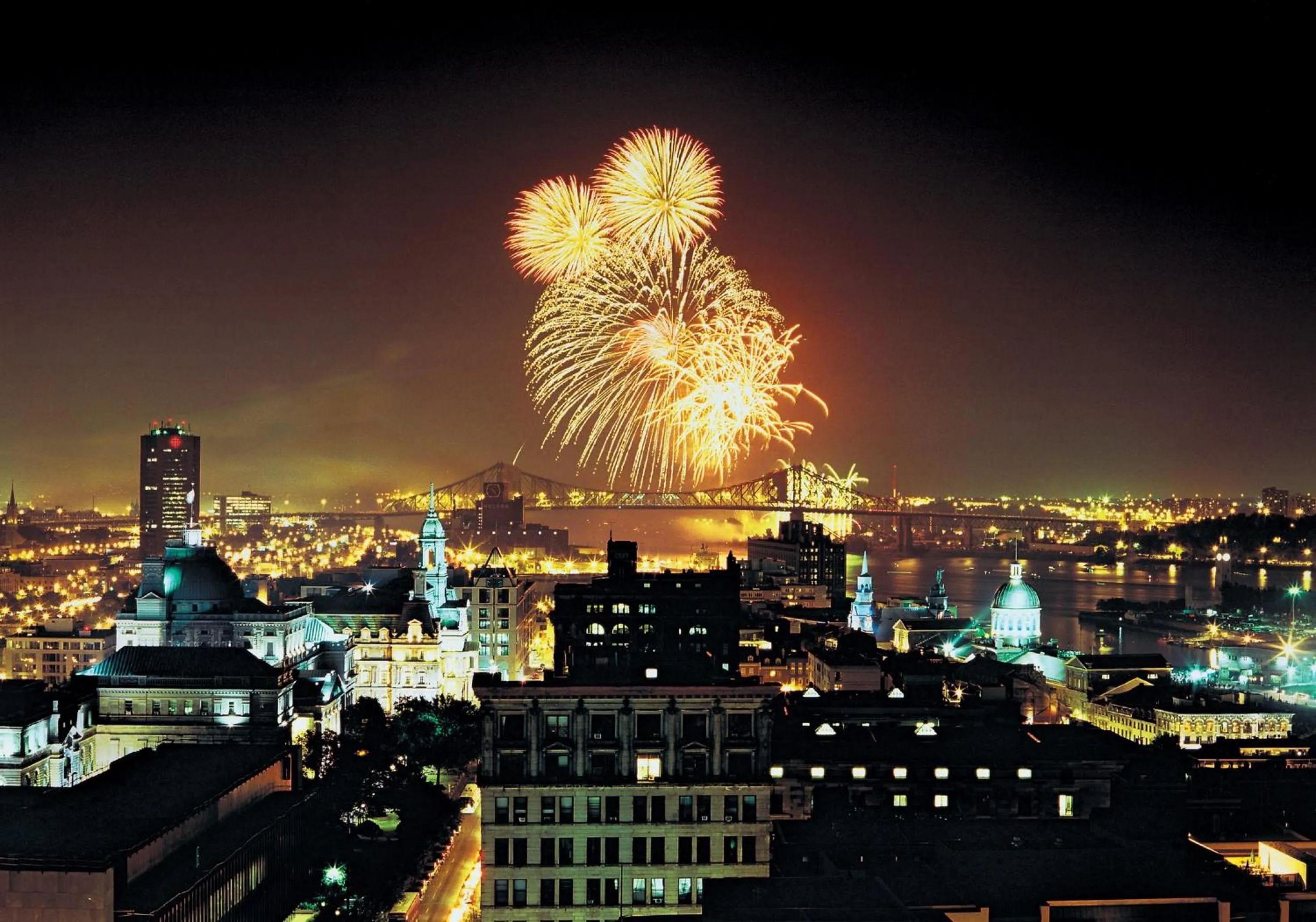 Nearby landmark in Holiday Inn Hotel & Suites - Montreal Centre-ville Ouest by IHG