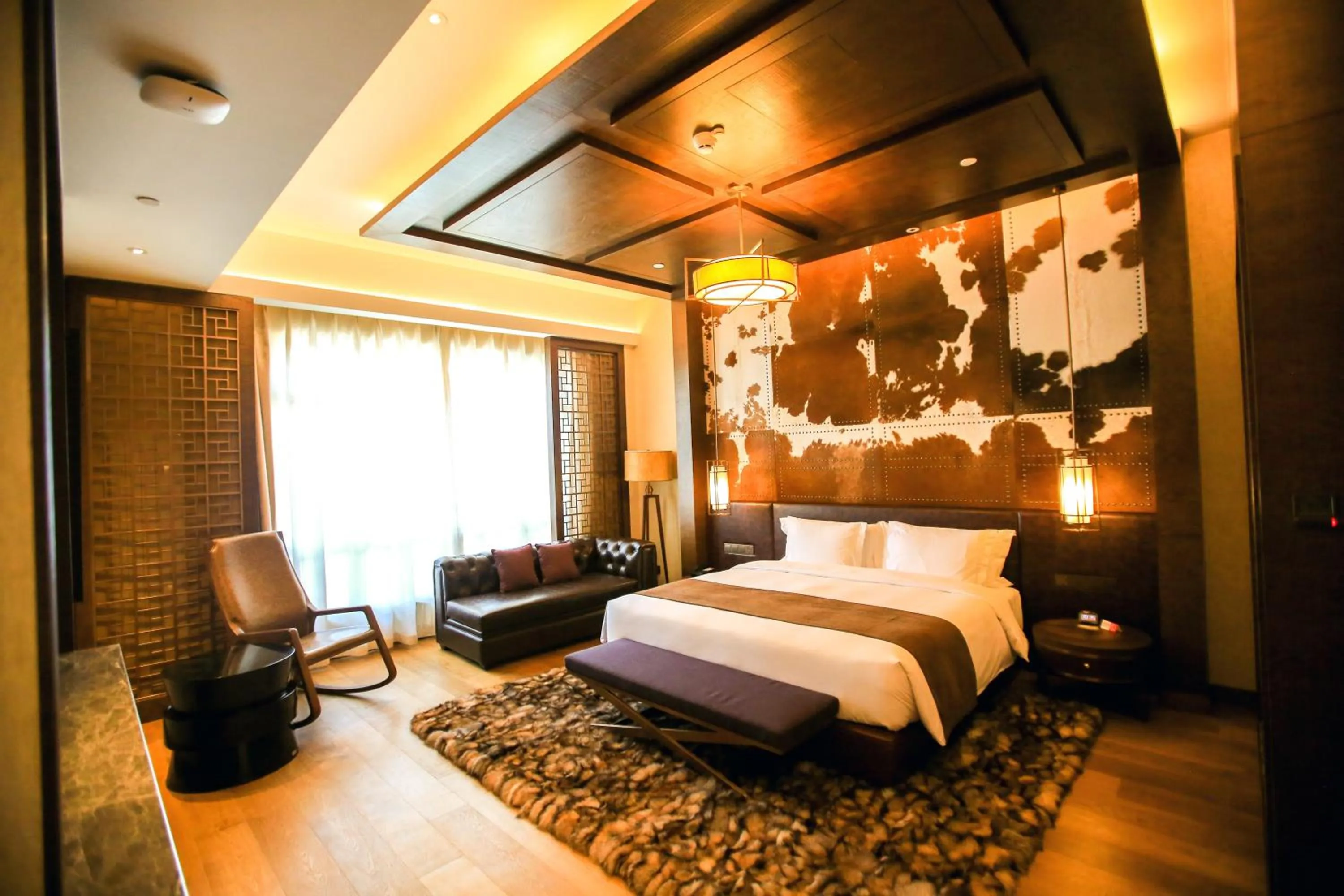Photo of the whole room, Bed in Crowne Plaza Resort Changbaishan Hot Spring by IHG