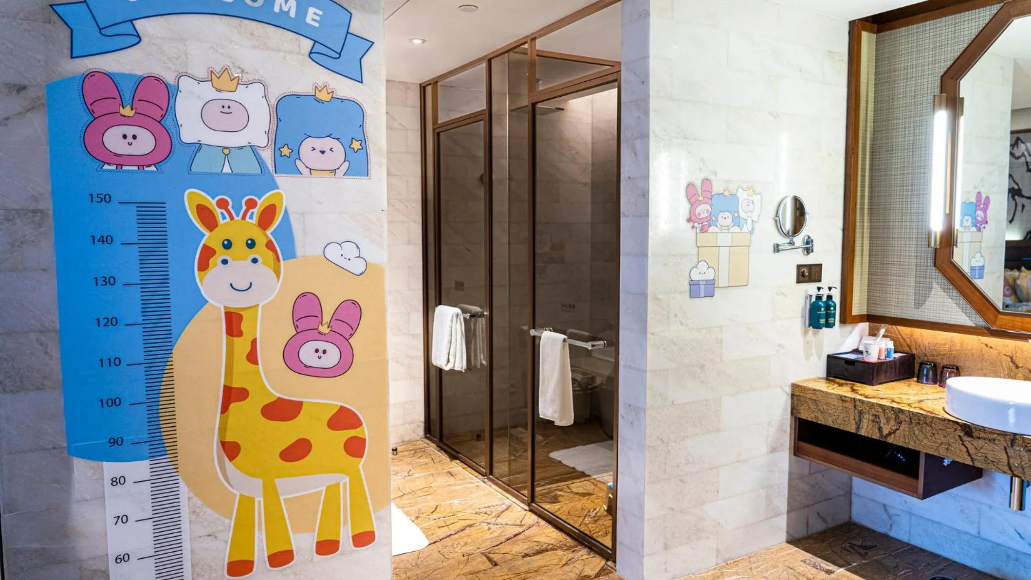 Bedroom, Bed in Crowne Plaza Resort Changbaishan Hot Spring by IHG