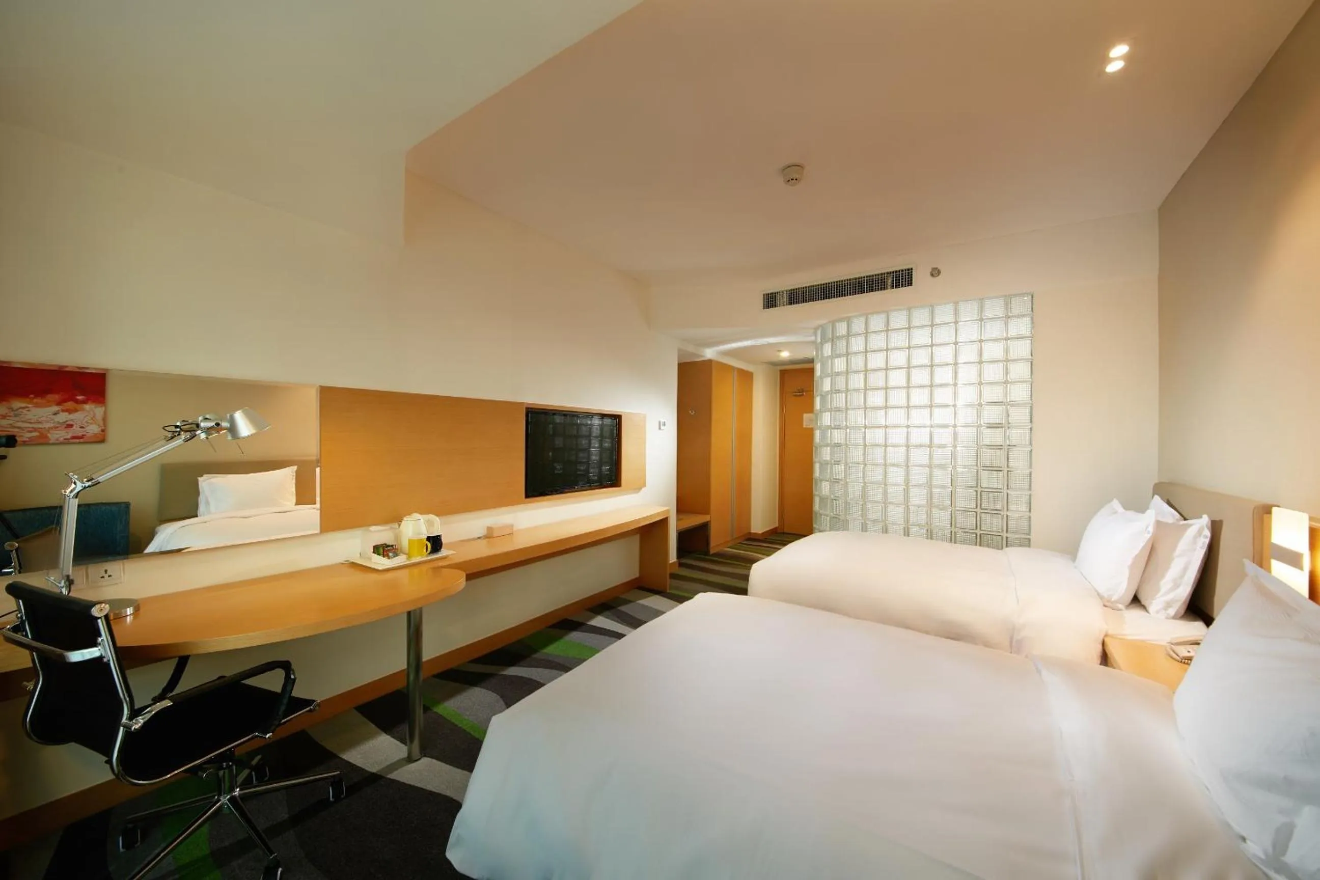 Holiday Inn Express Tangshan Downtown by IHG