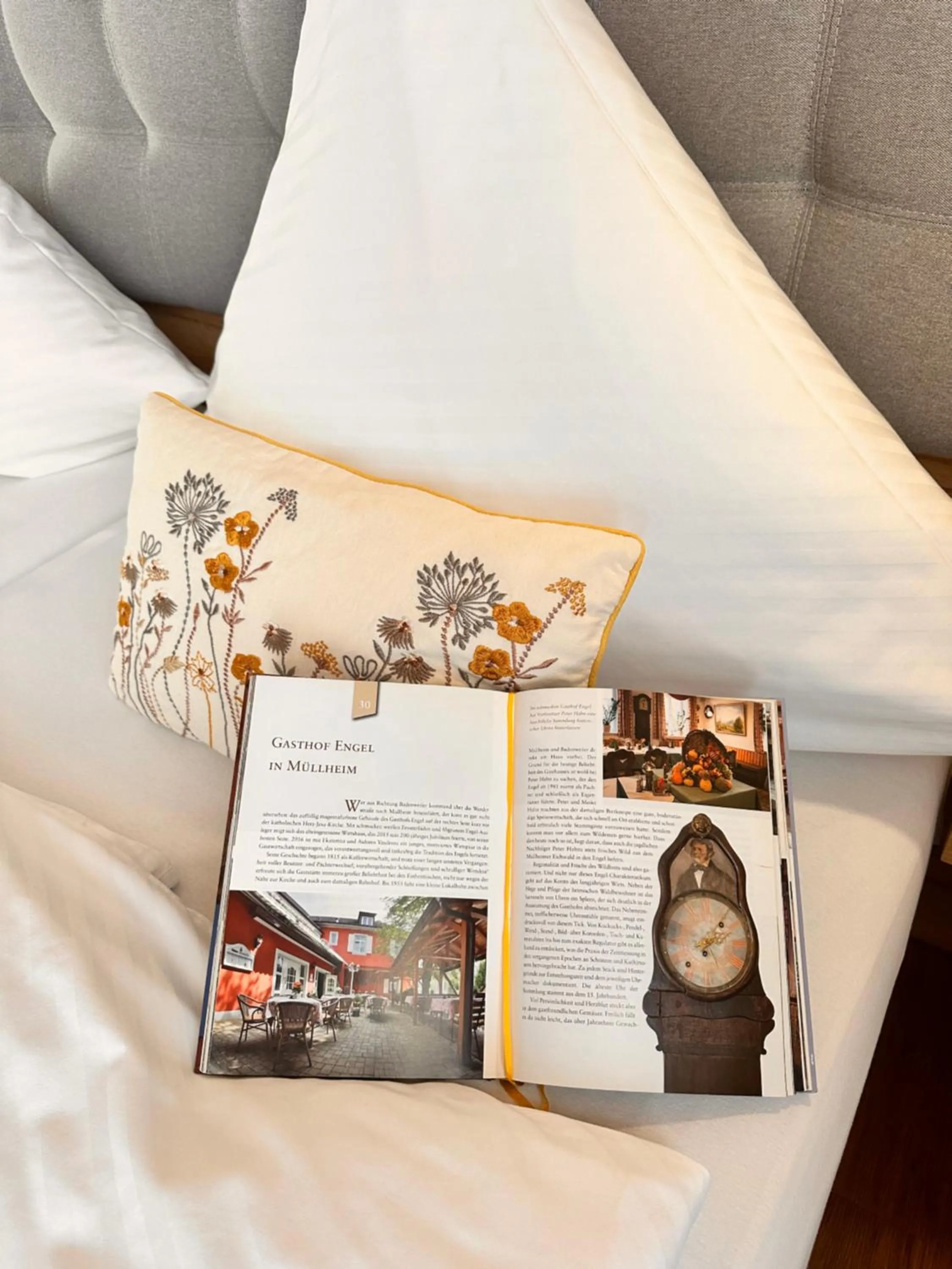 Bed in Gasthof Engel