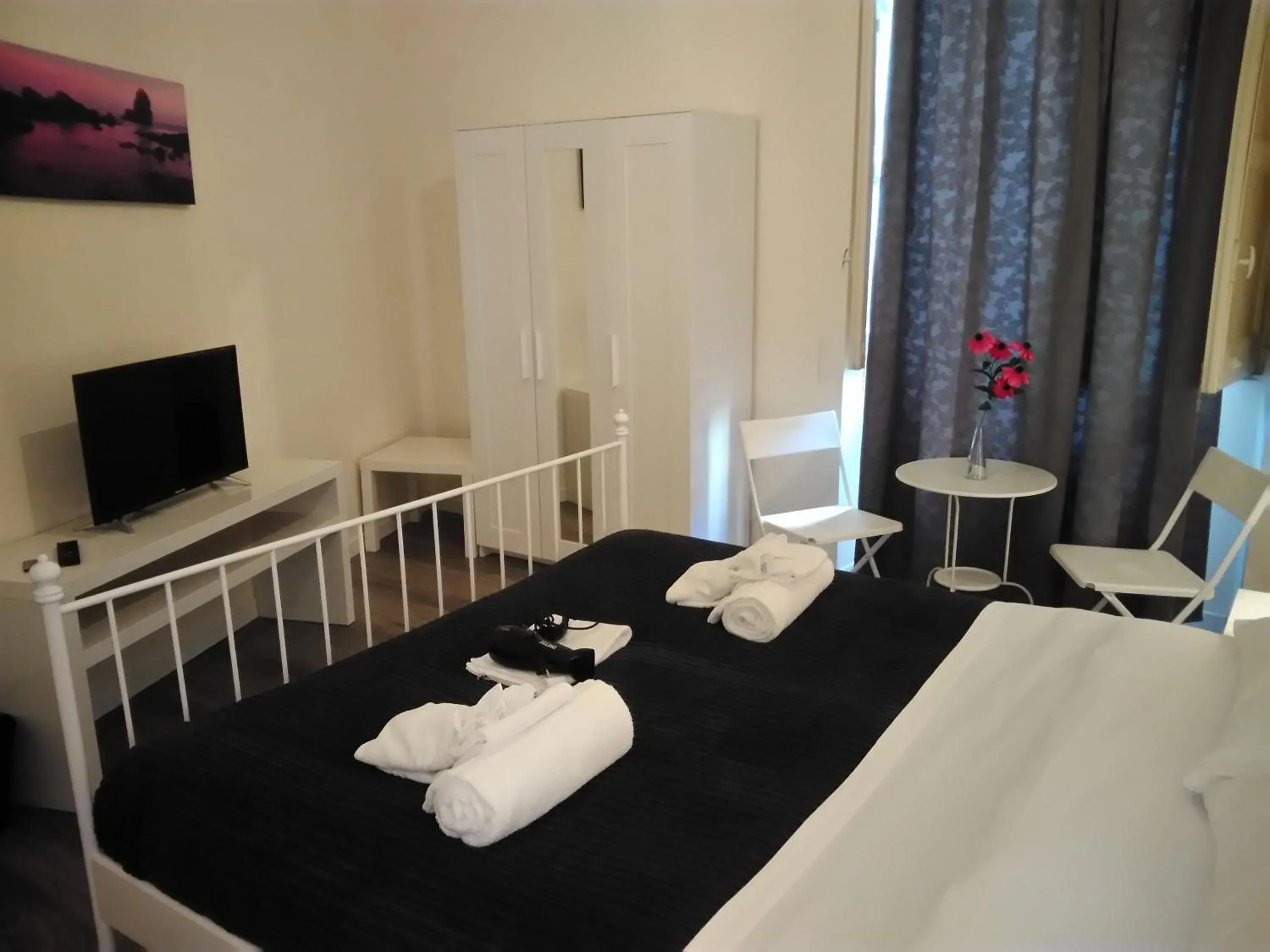 Photo of the whole room, Bed in B&B del Toscano