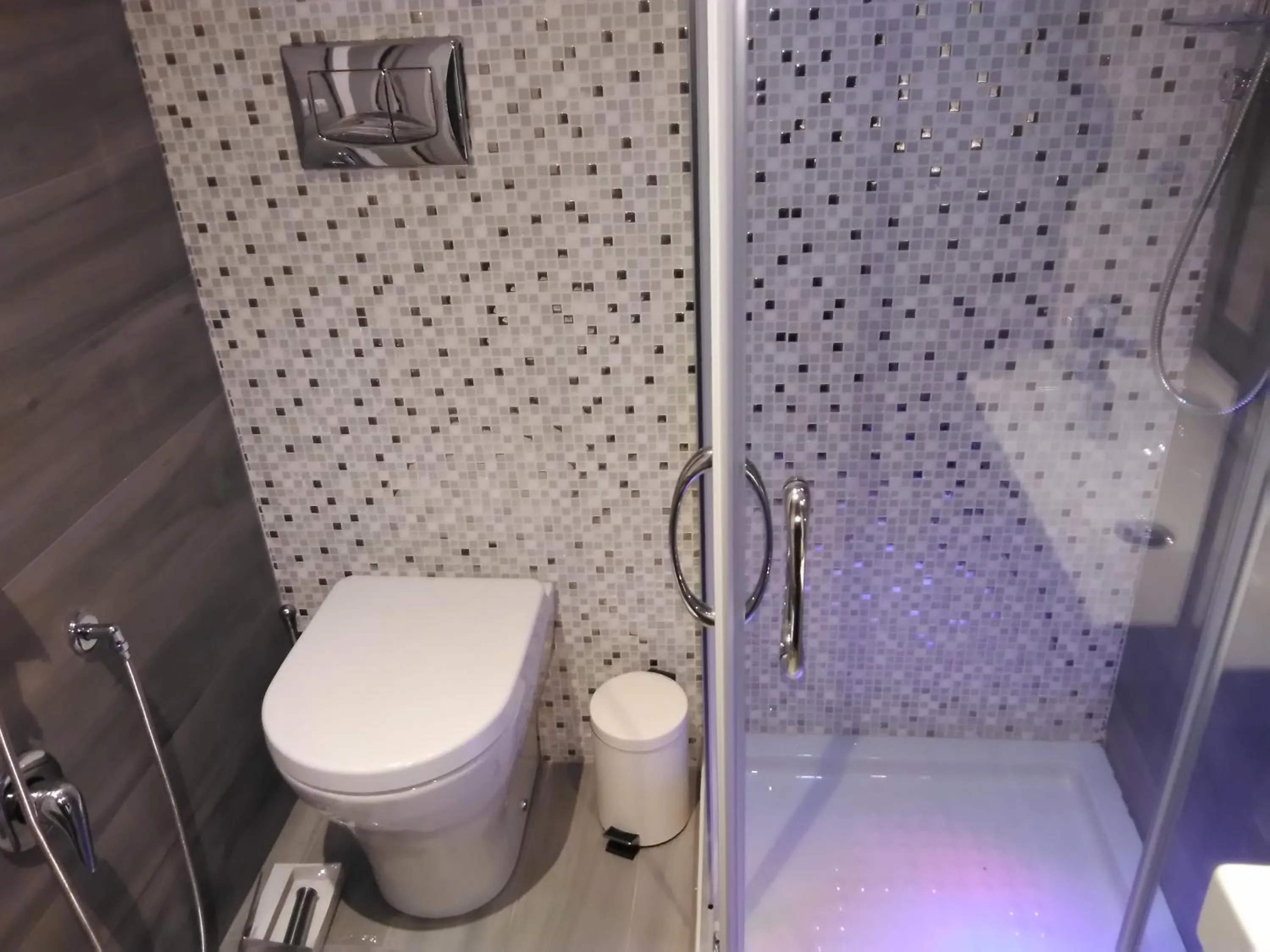 Decorative detail in B&B del Toscano