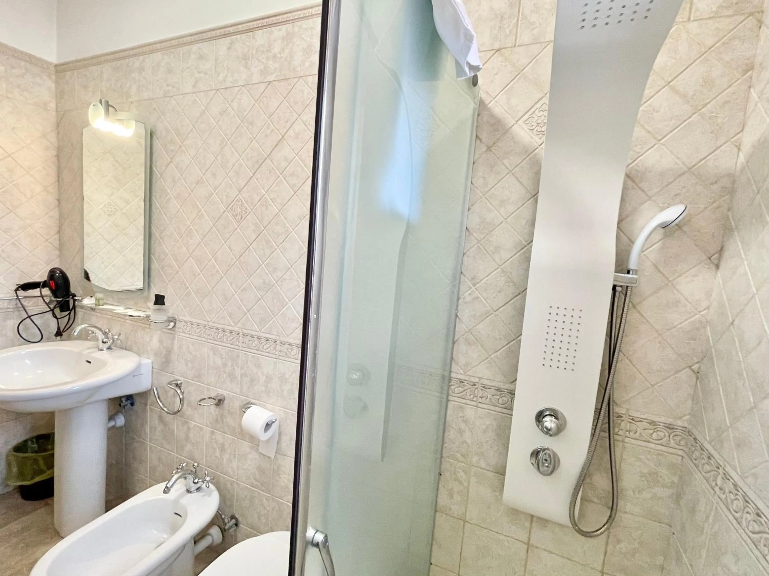 Shower in Romano B&B