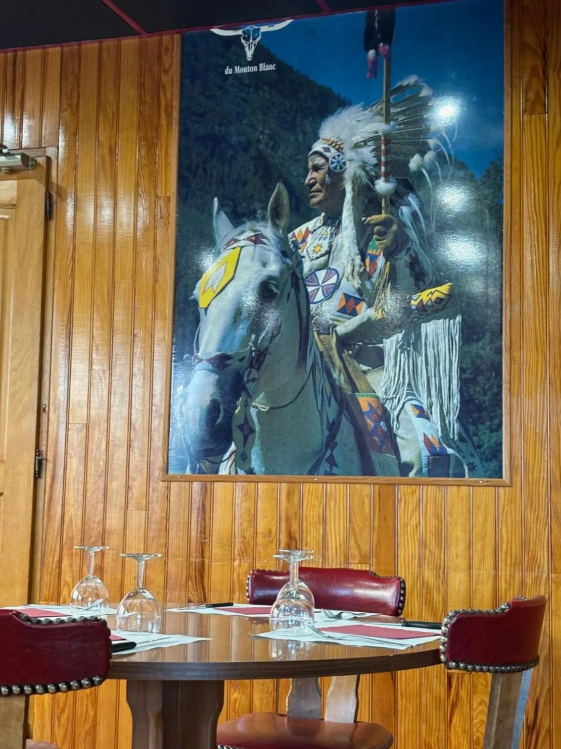 Restaurant/places to eat in L'Hôtel du Mouton blanc