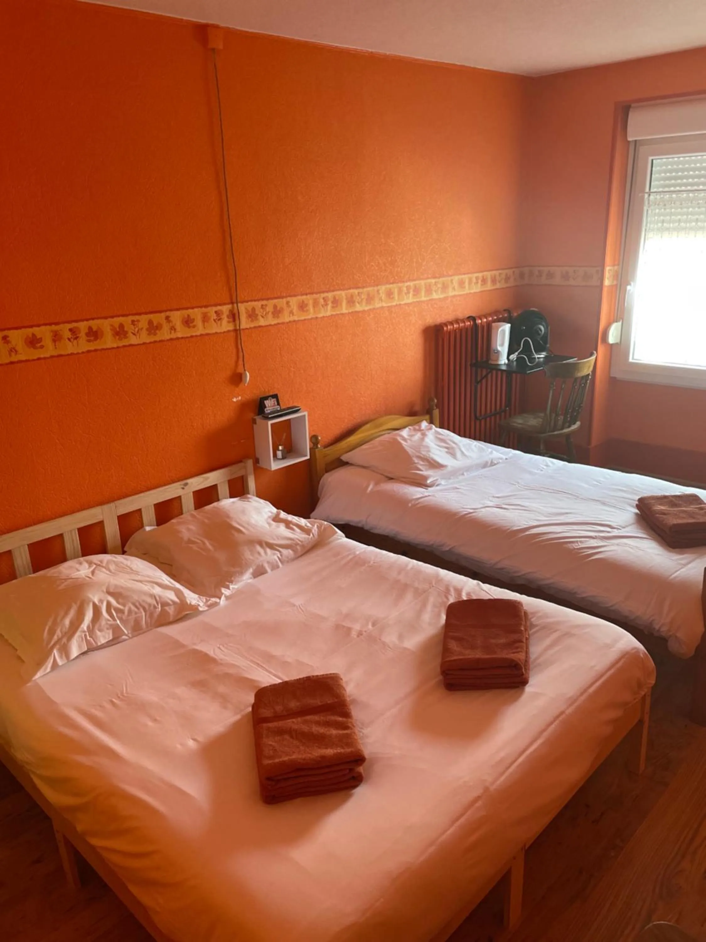 Bed in L'Hôtel du Mouton blanc