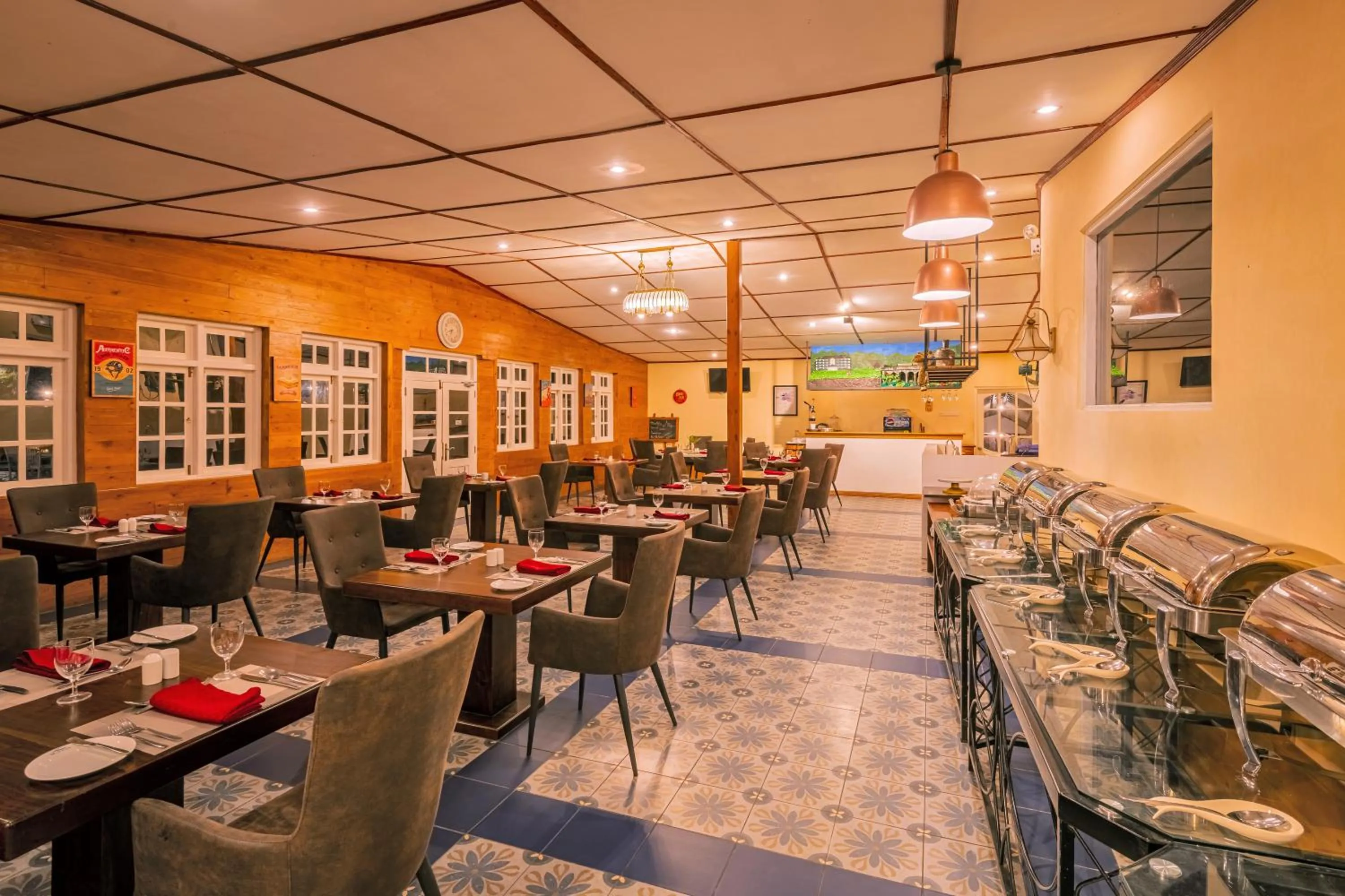 Restaurant/places to eat in Mirage Kings Cottage