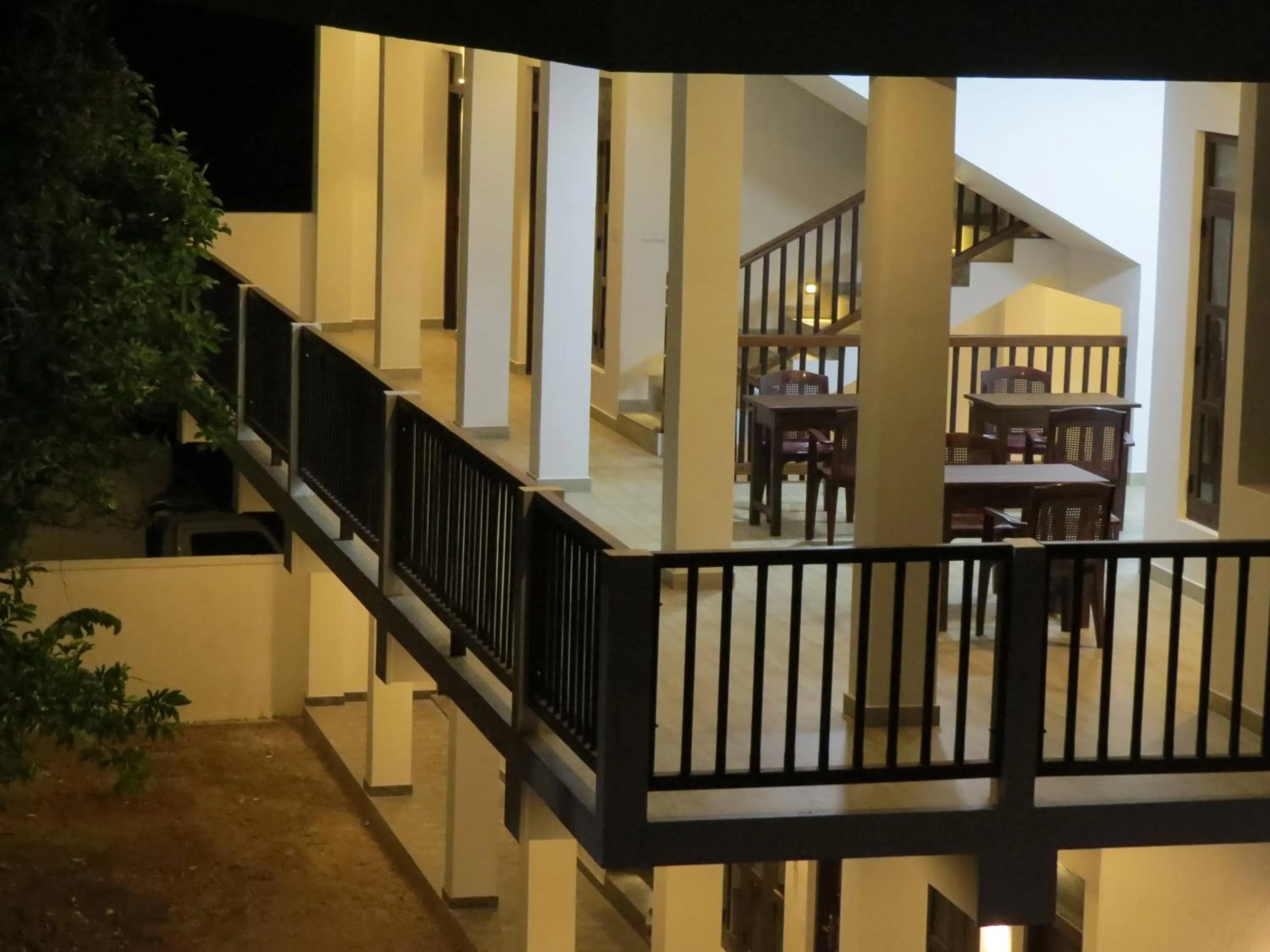 Night in Sailors Mirissa