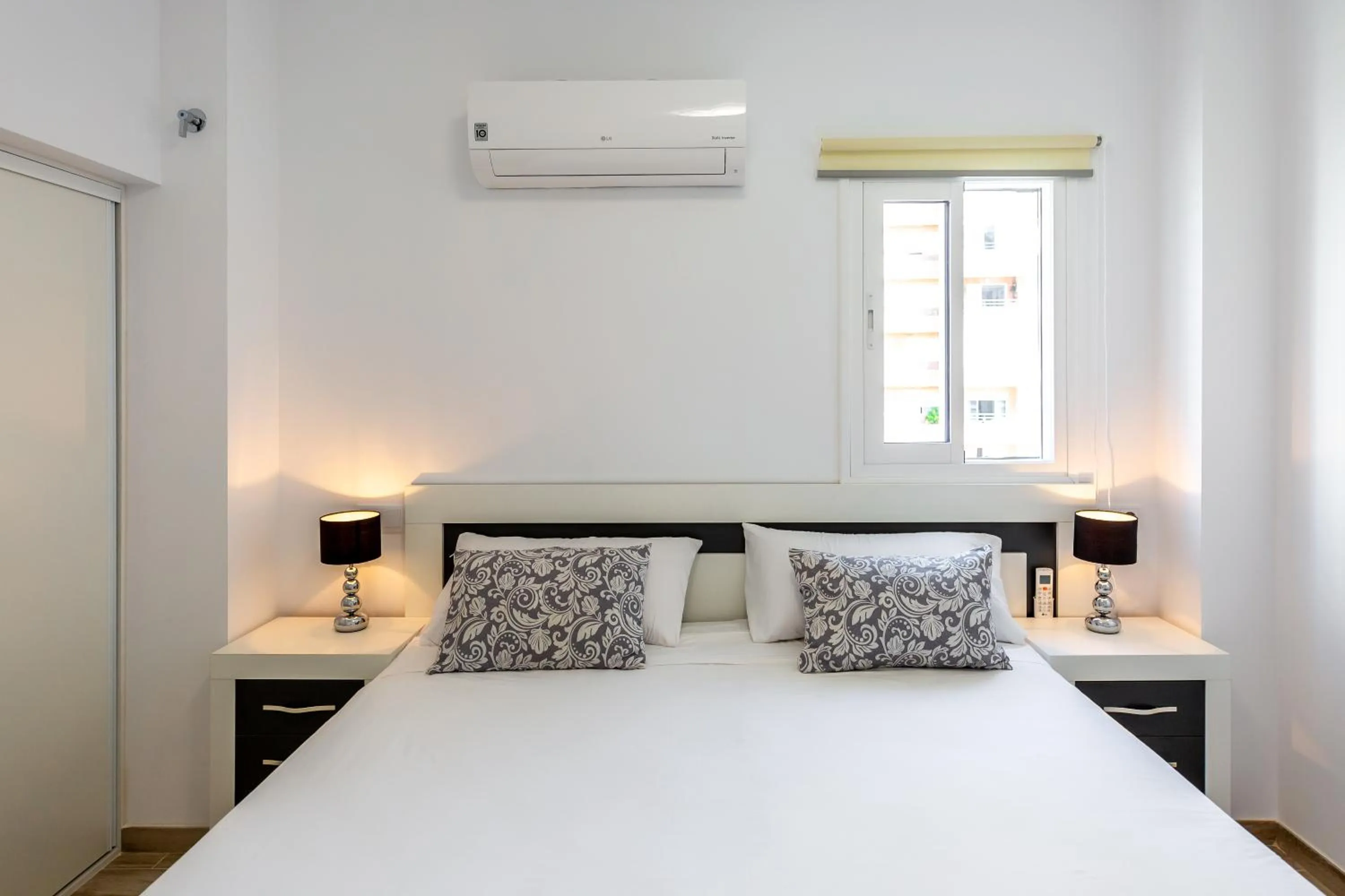 Bed in Sonrisa Apartments