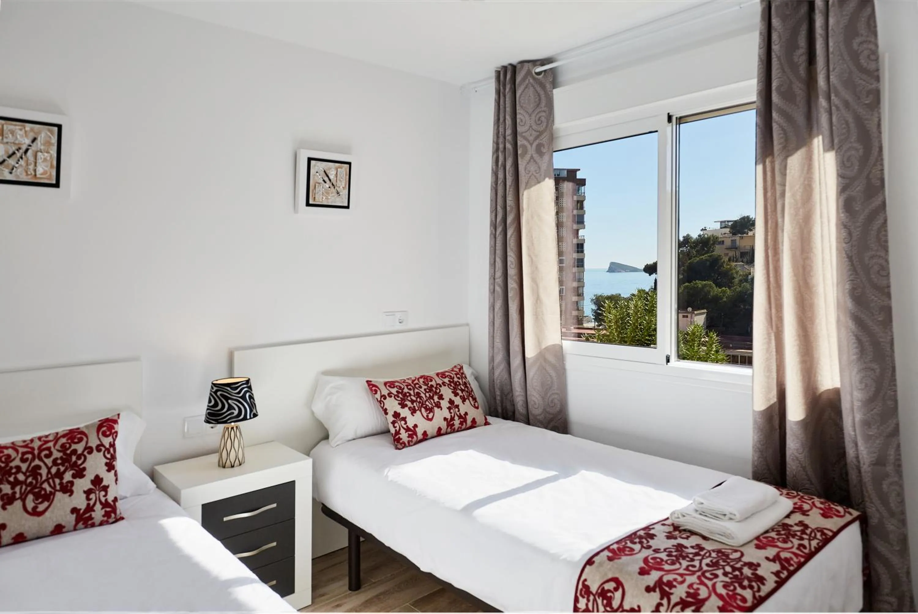 Bed in Sonrisa Apartments