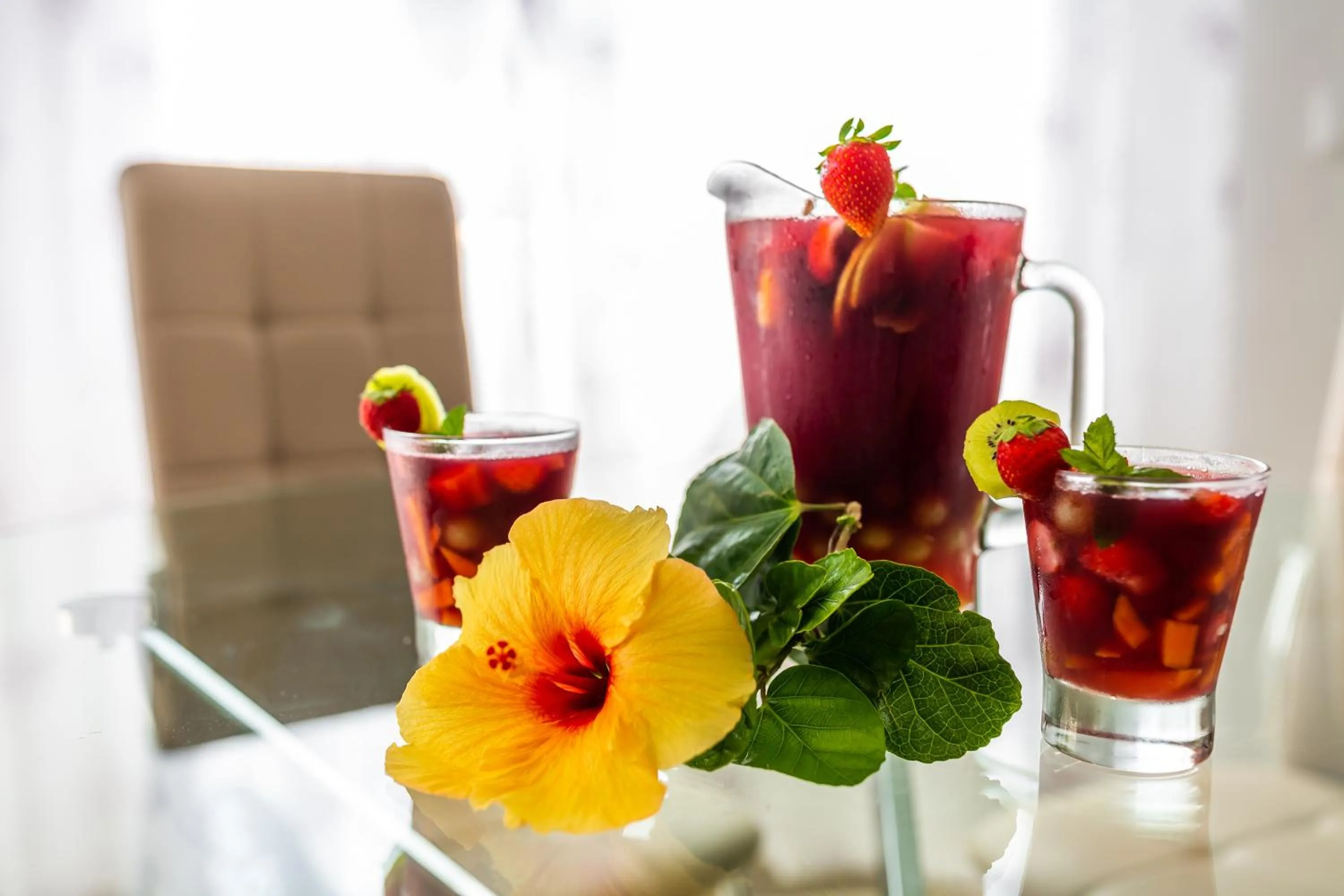 Food and drinks in Sonrisa Apartments