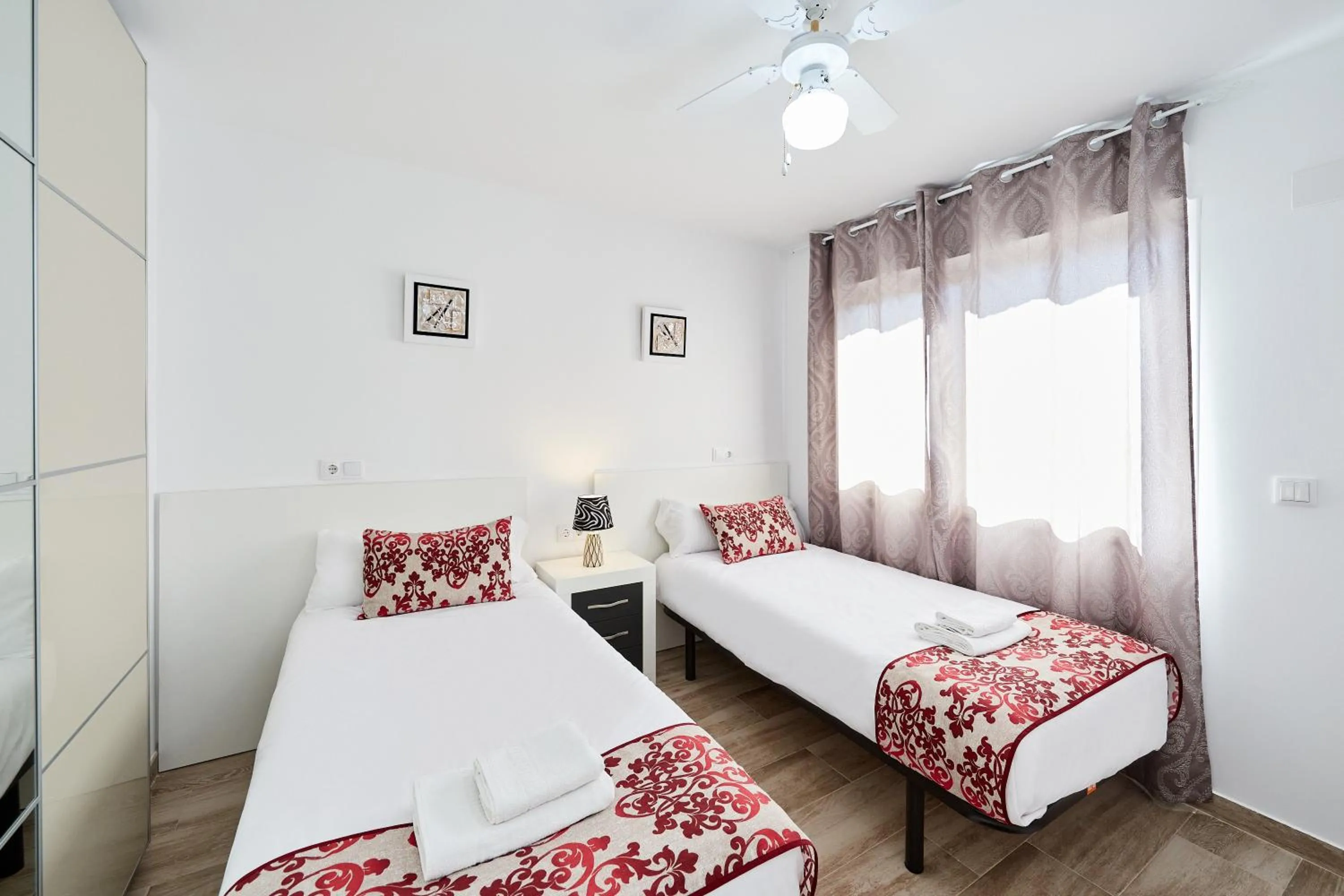 Bed in Sonrisa Apartments