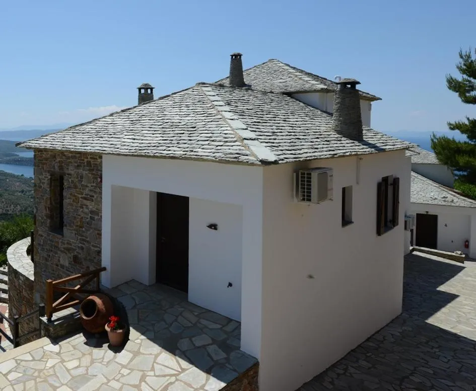 Facility for disabled guests in Esperos Suites & Villas