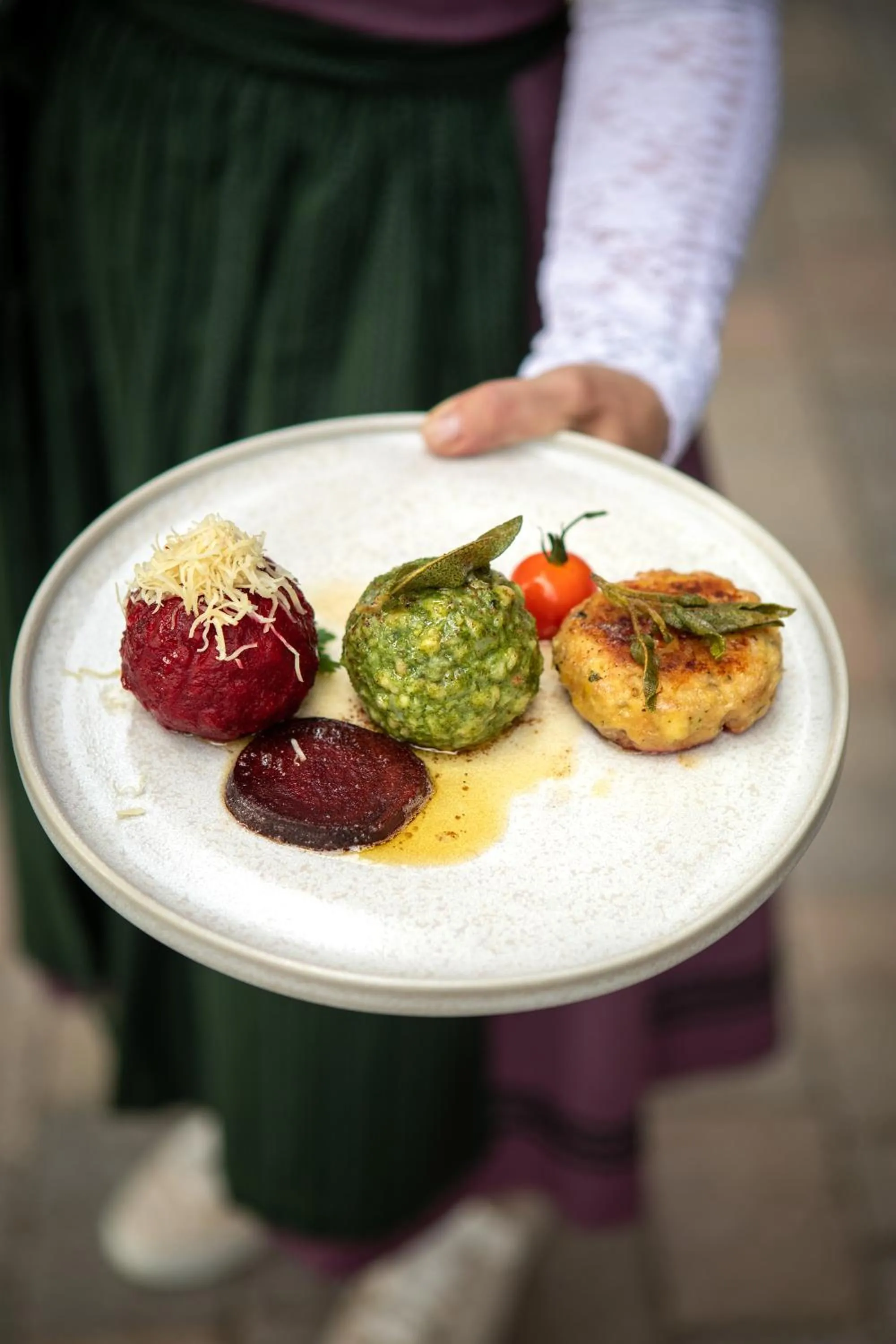 Restaurant/places to eat in Tiroler Weinstube