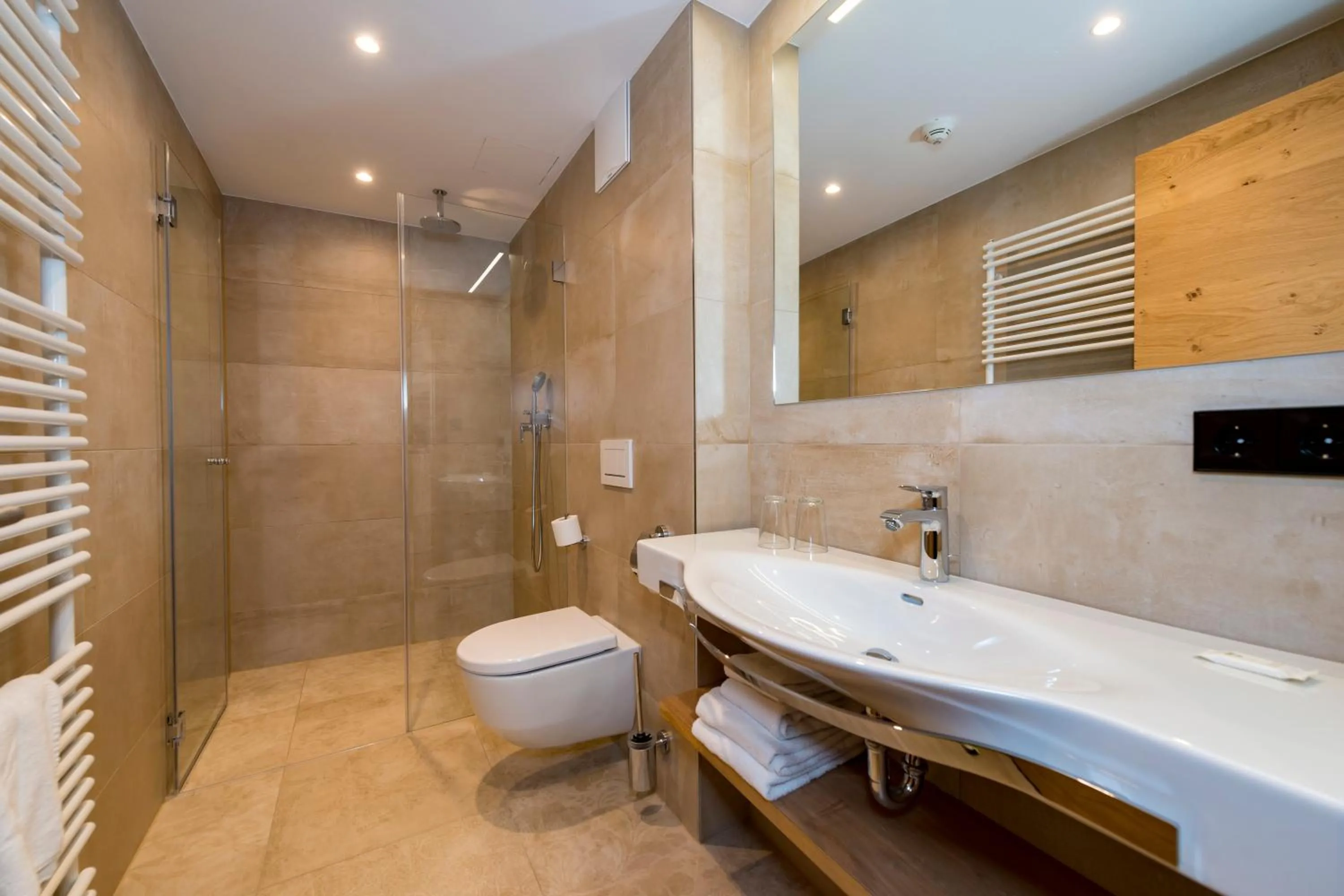 Bathroom in Tiroler Weinstube