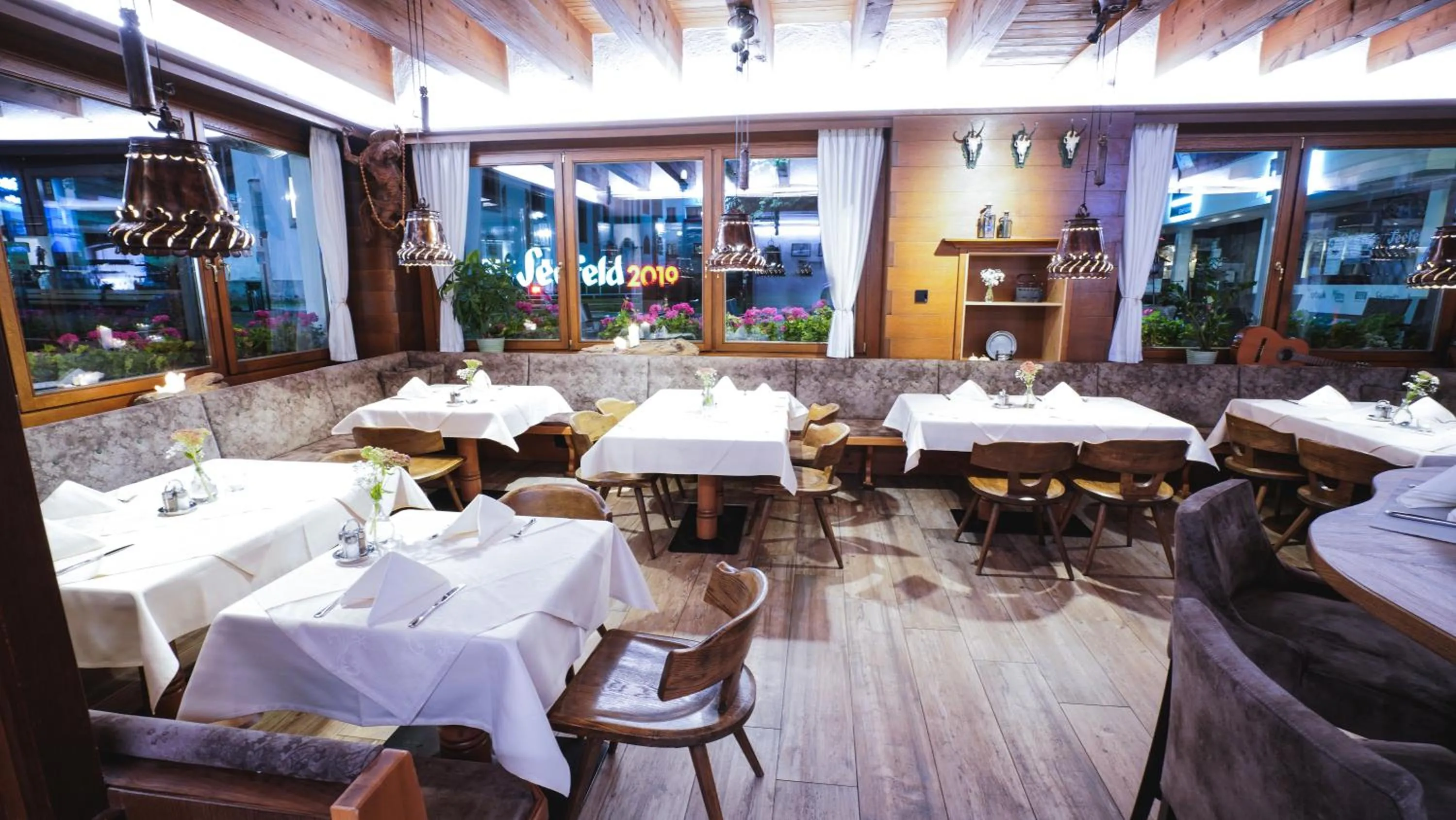 Restaurant/places to eat in Tiroler Weinstube