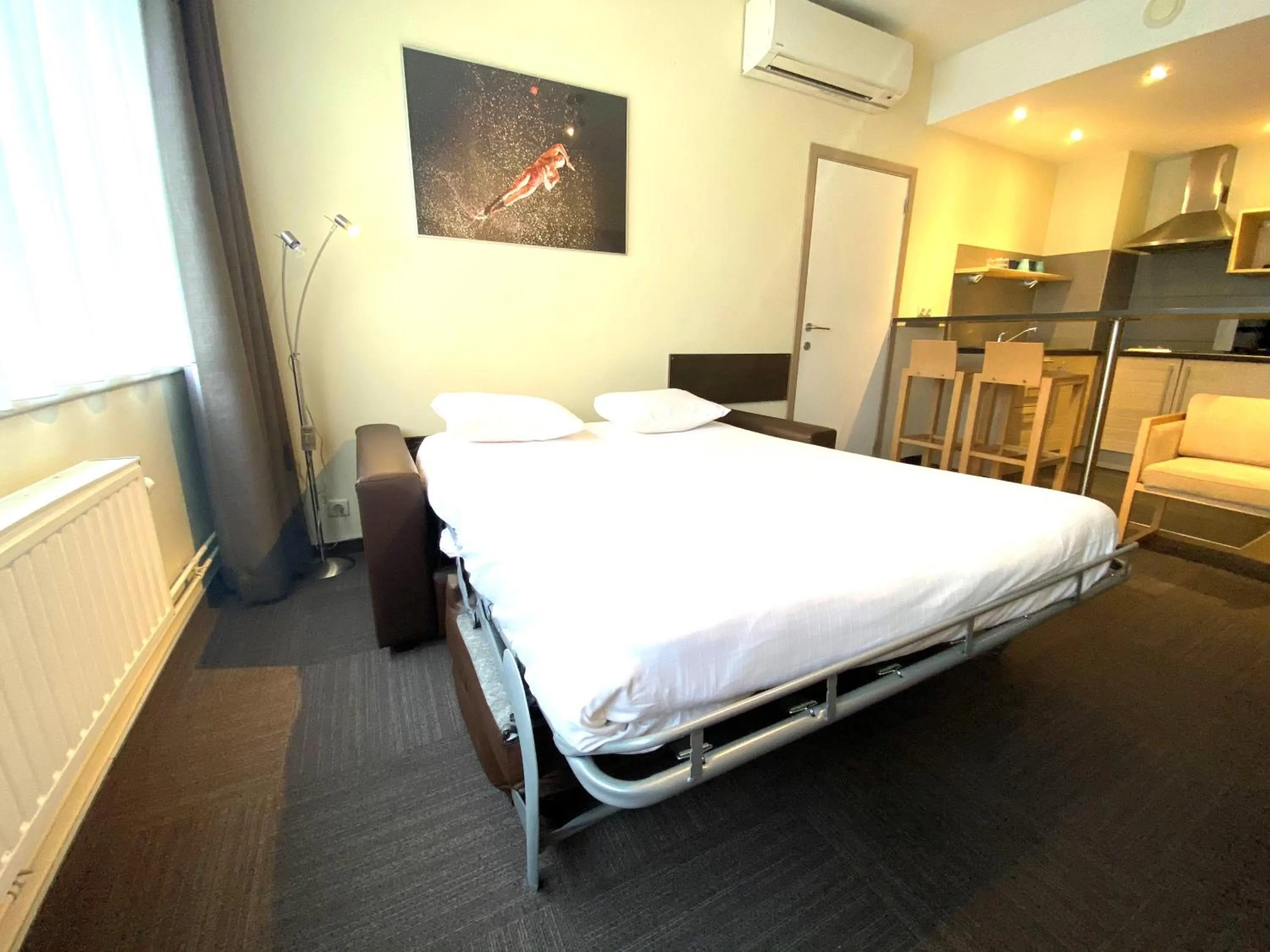 Bed in Hotel & Aparthotel Casteau Resort Mons Soignies