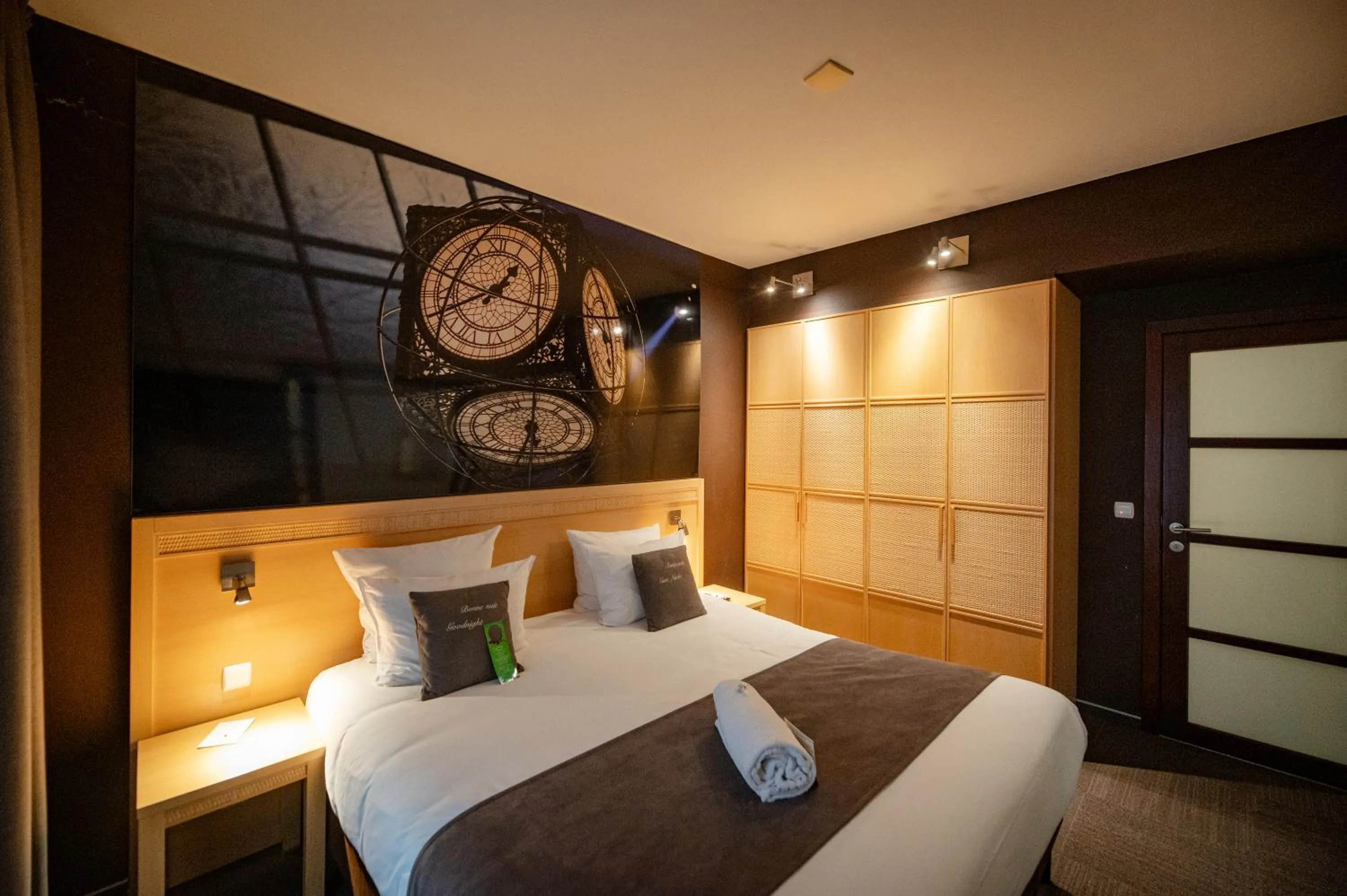 Bedroom, Bed in Hotel & Aparthotel Casteau Resort Mons Soignies