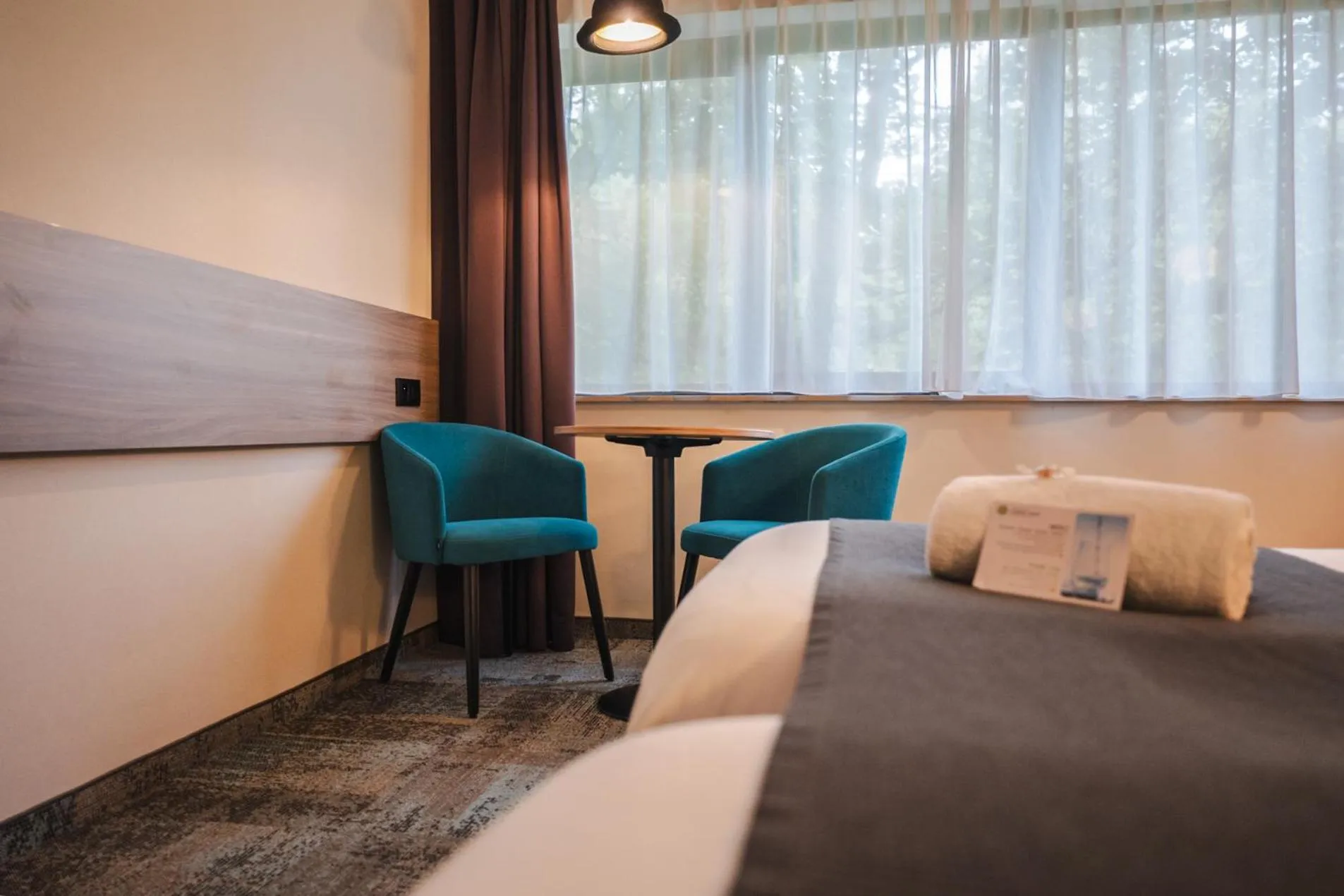 Bedroom, Bed in Hotel & Aparthotel Casteau Resort Mons Soignies