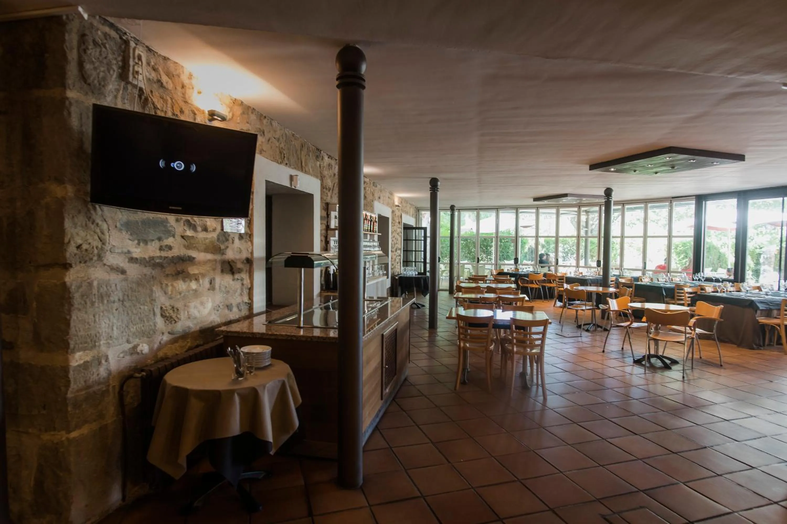 Restaurant/places to eat in La Pedanía Hotel Y Bungalows - Ligüerre de Cinca