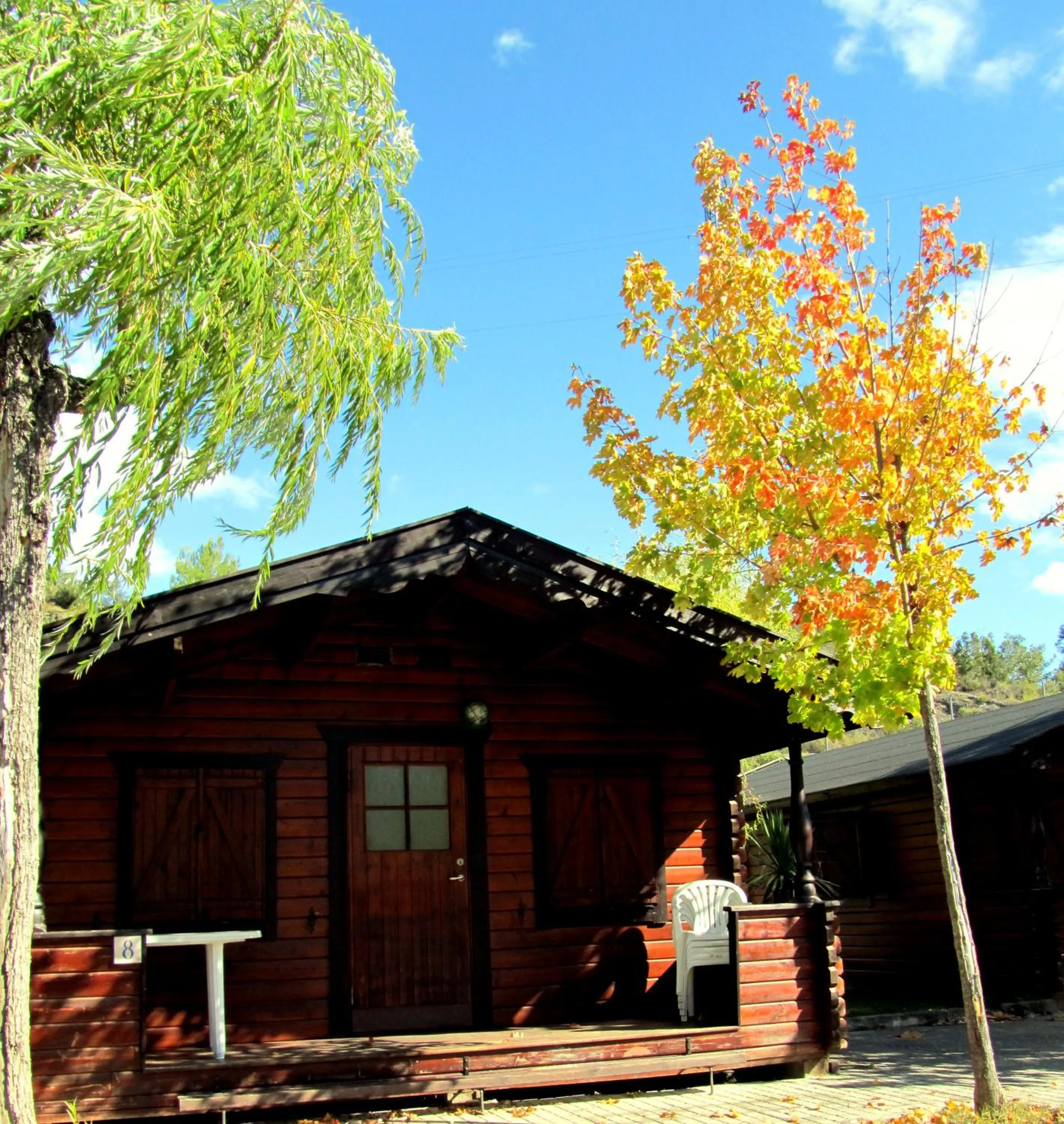 Photo of the whole room in La Pedanía Hotel Y Bungalows - Ligüerre de Cinca