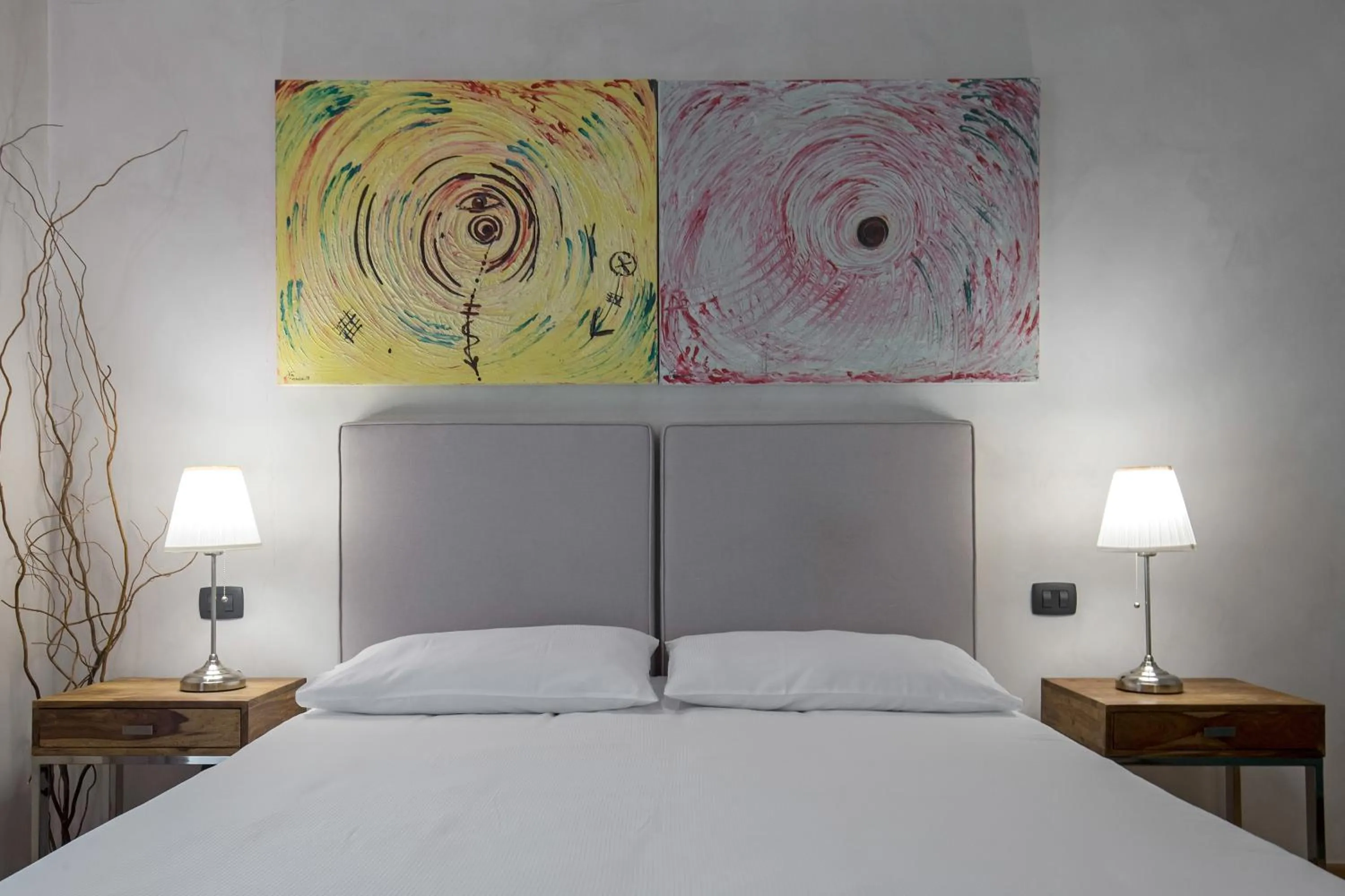 Decorative detail, Bed in B&B Luxury Scacciaventi