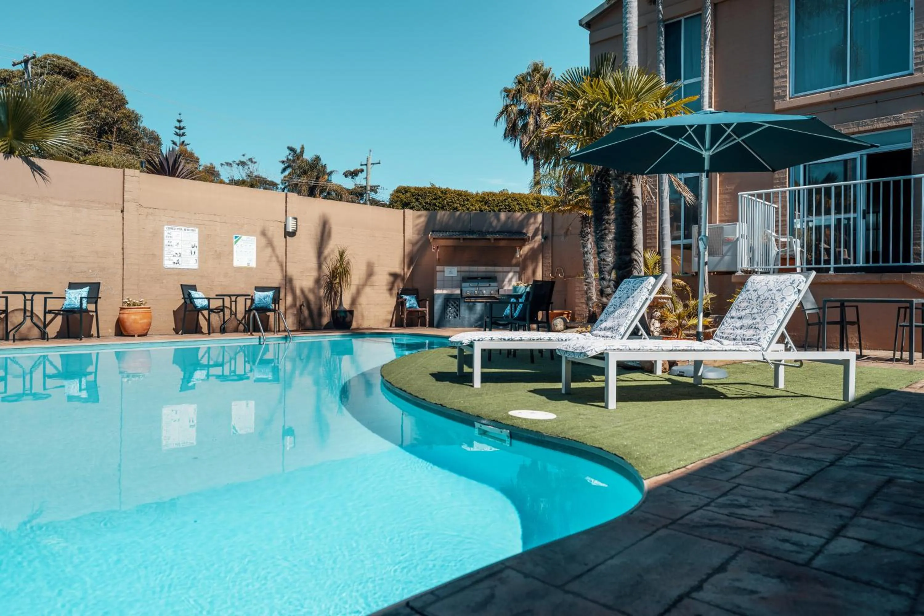 Swimming pool in Mollymook Shores