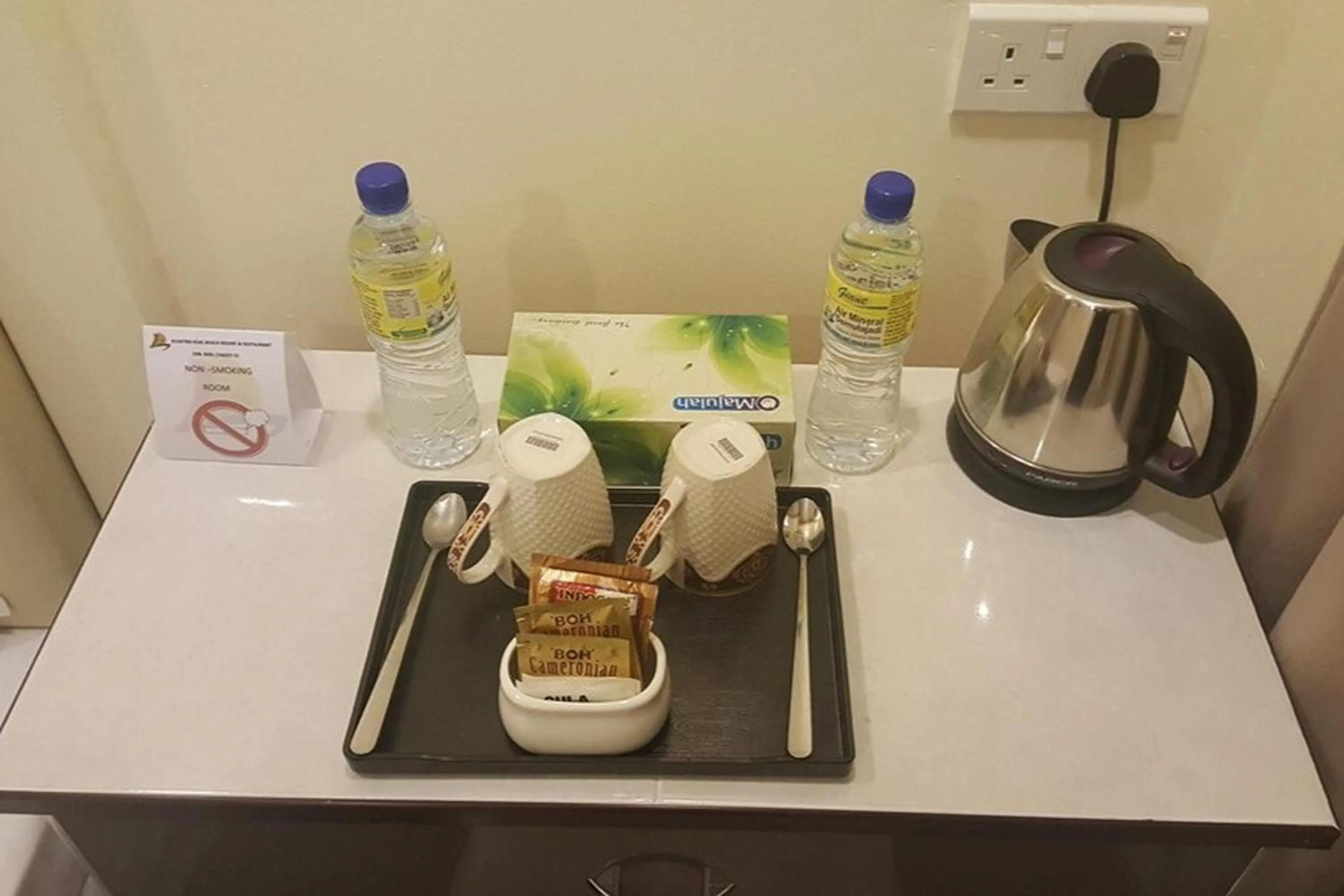 Coffee/tea facilities in AlSafina Kijal Beach Resort & Restaurant