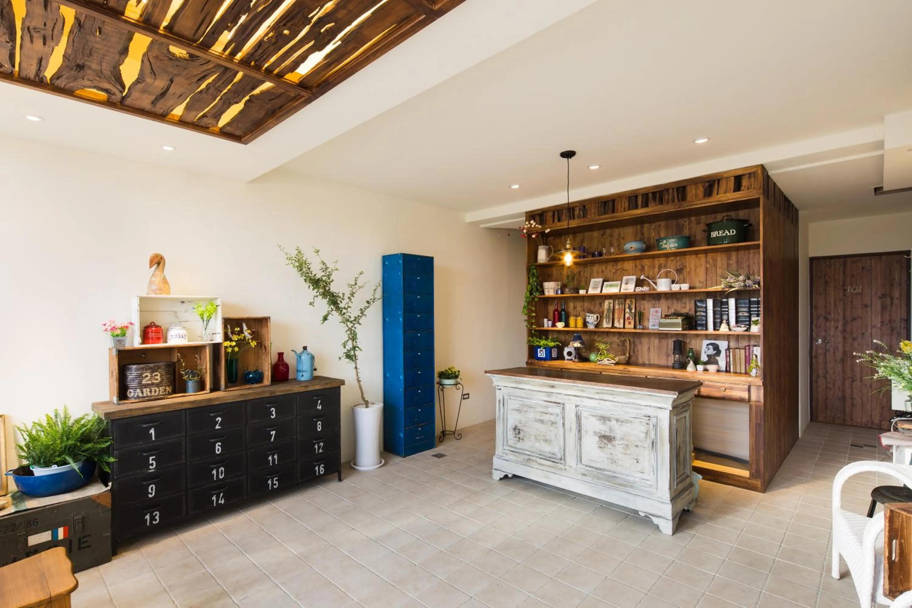 Lobby or reception in Haku Beach Days Inn