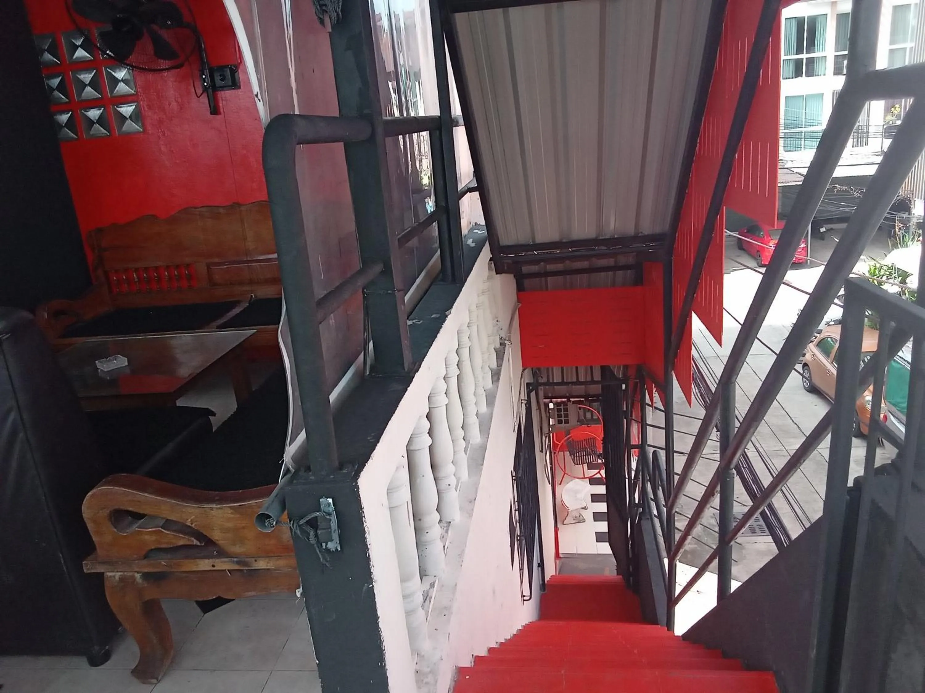 Property building in BEN & LEK GUESTHOUSE