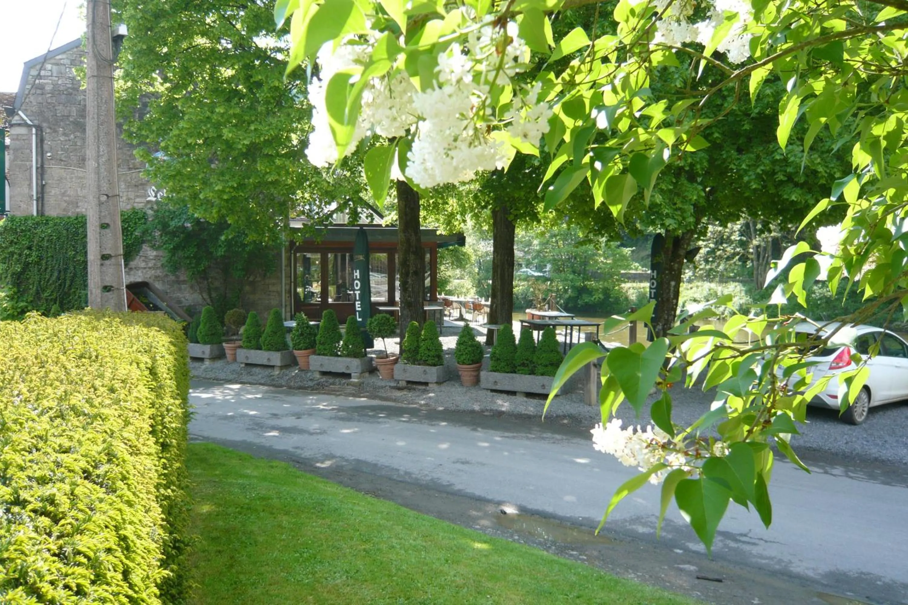 Facade/entrance in Hôtel/Restaurant à la Ferme