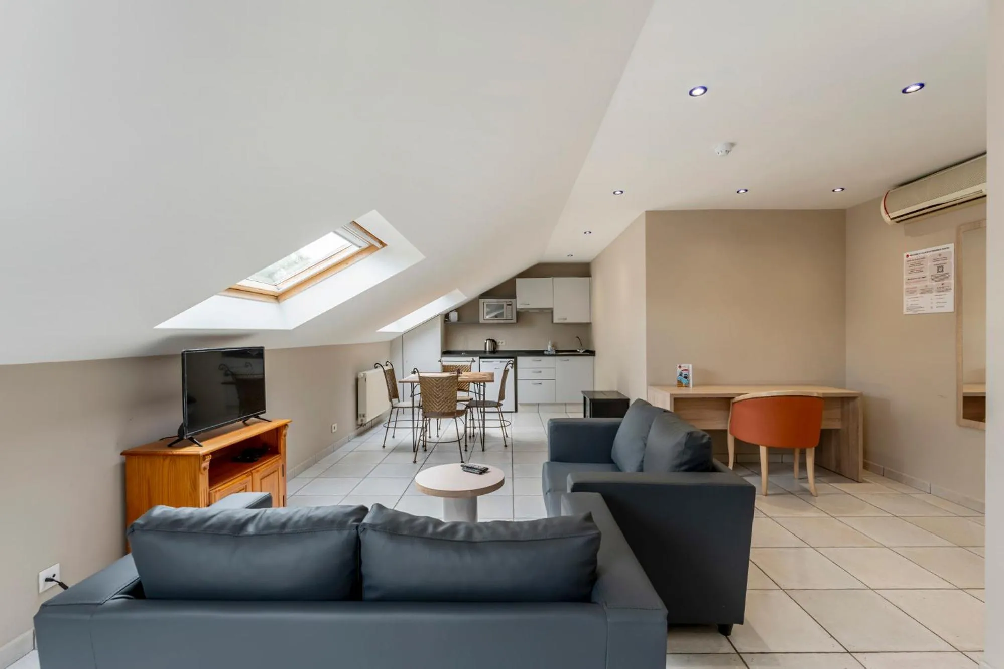 TV and multimedia in Sleep & Go Brussels South