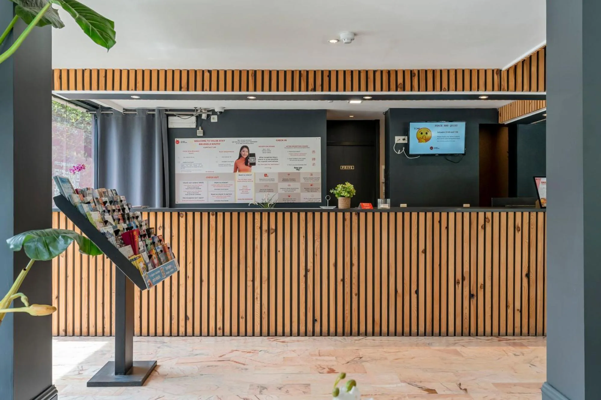 Lobby or reception in Sleep & Go Brussels South