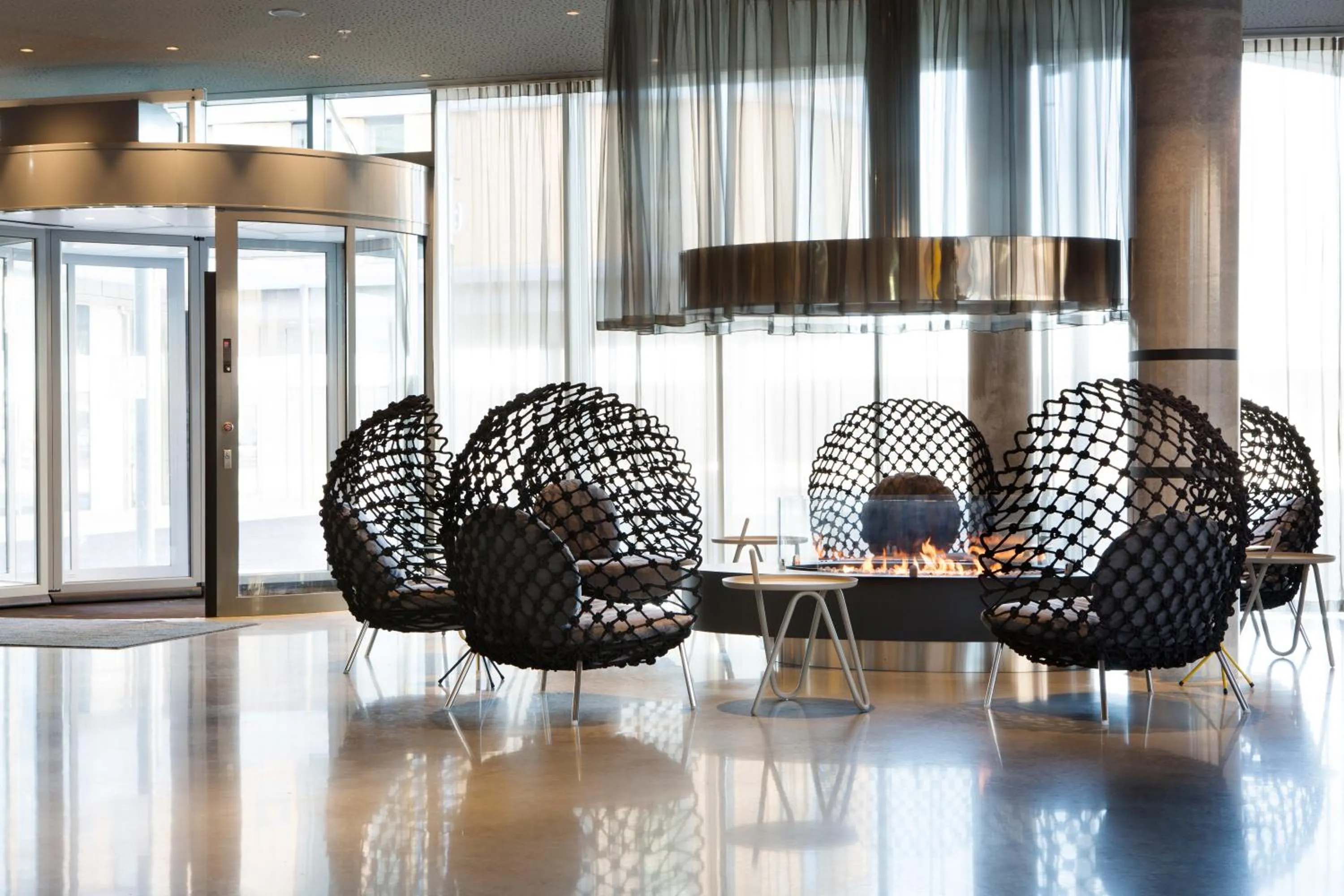 Lobby or reception in Comfort Hotel Bergen Airport
