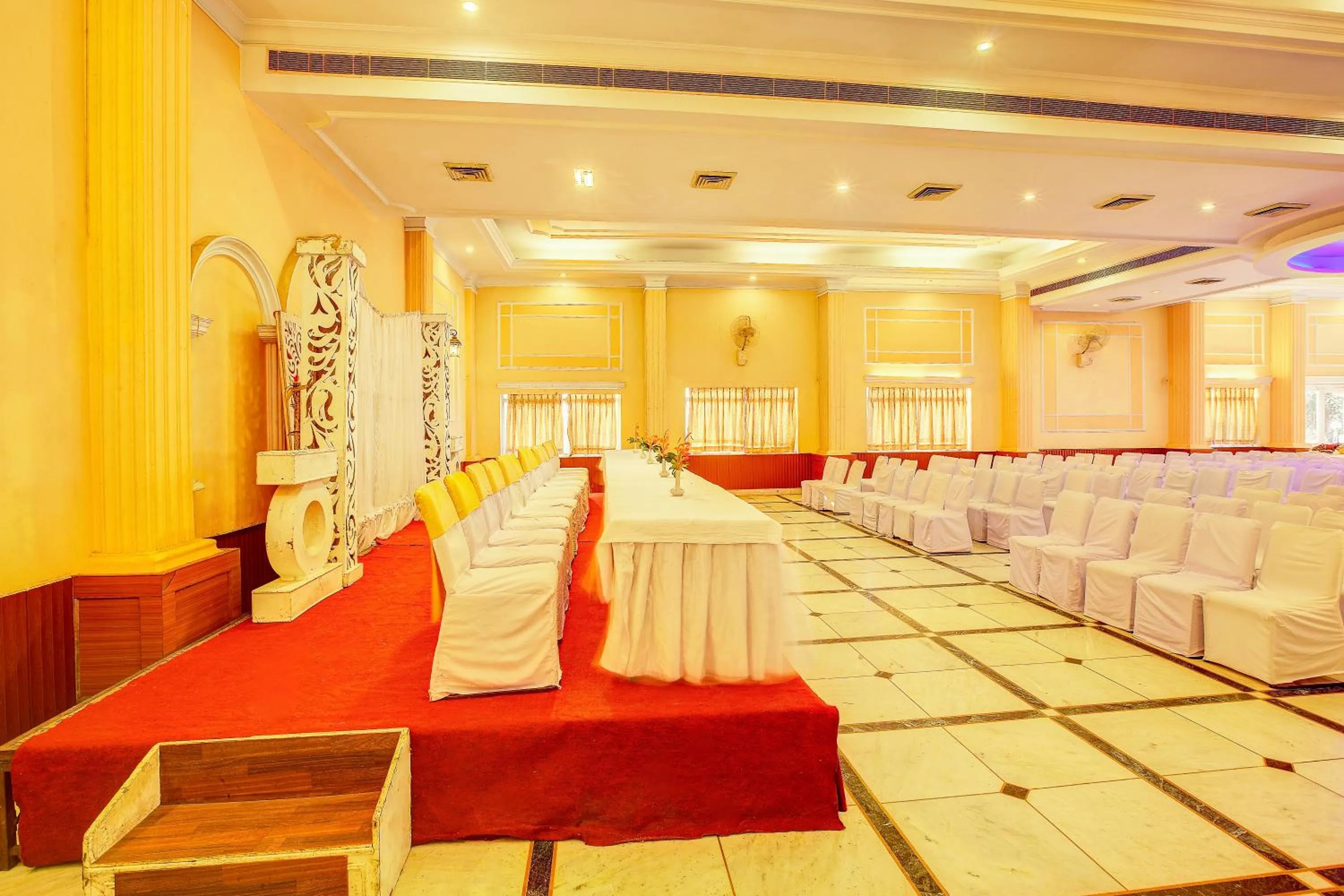 Banquet/Function facilities in Hotel Ajanta Continental