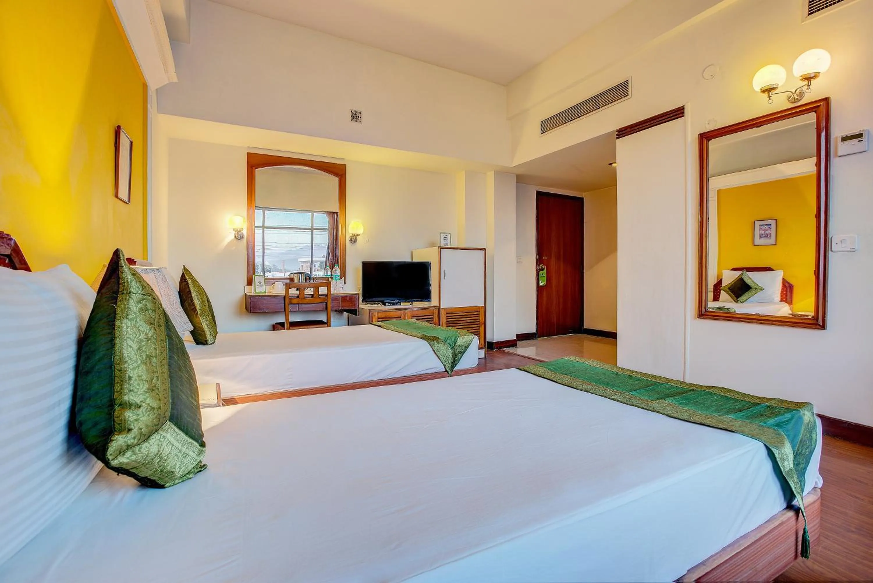 Bedroom, Bed in Hotel Ajanta Continental