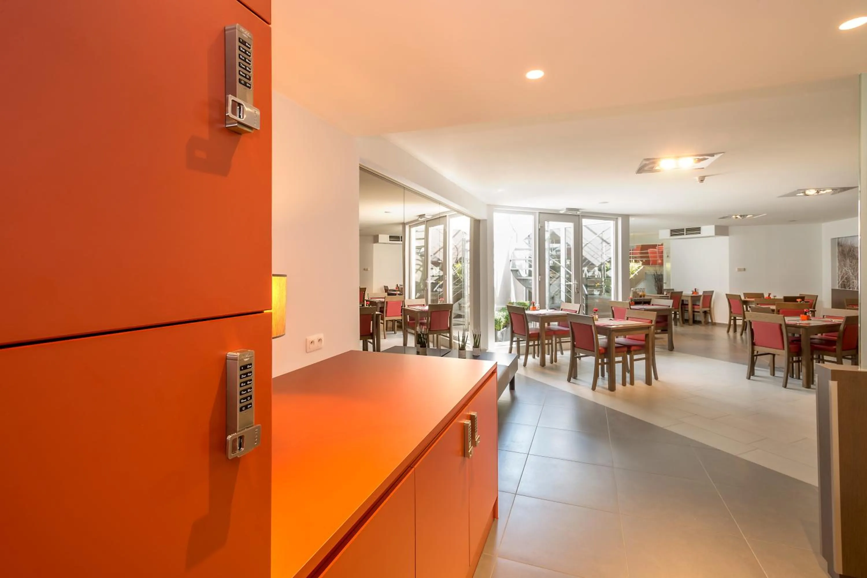 Restaurant/places to eat in Hotel Adagio