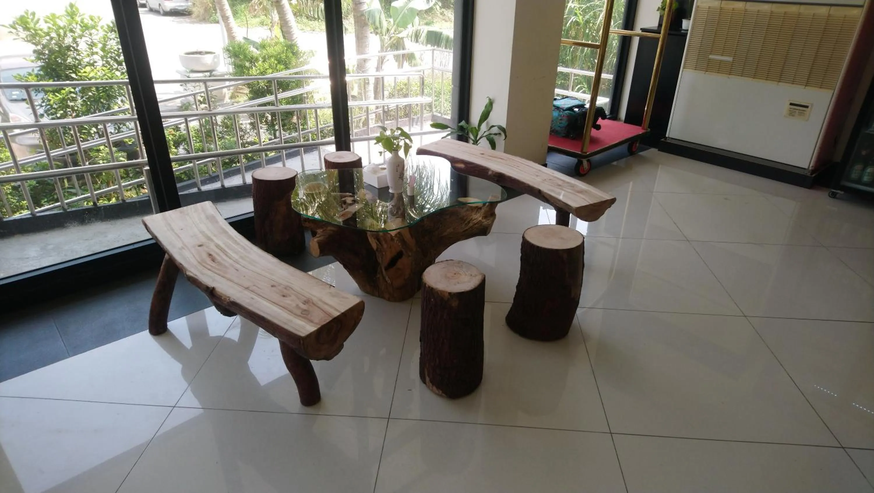 Facade/entrance in Starry Inns